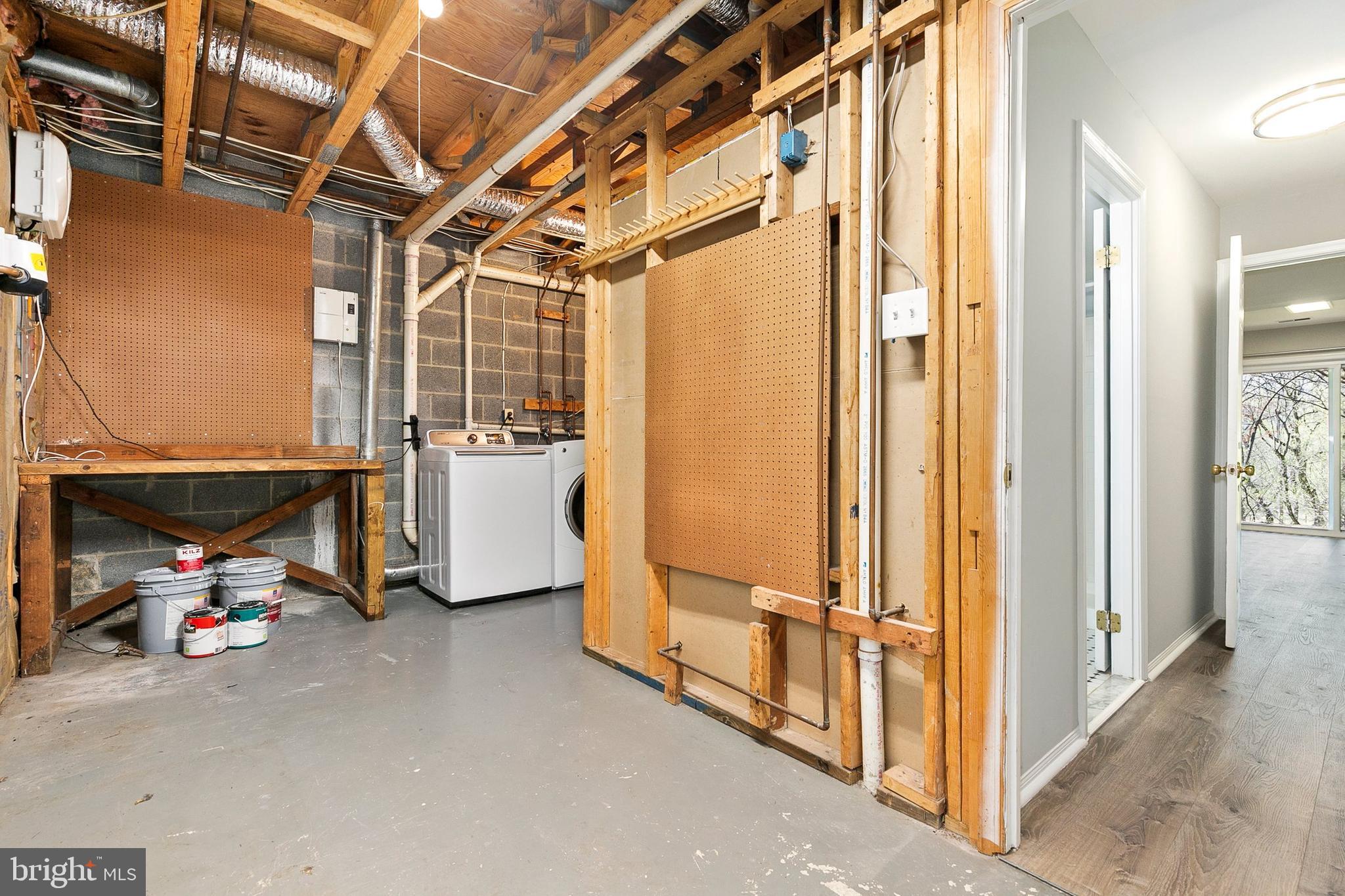 DORSEY HALL - Residential