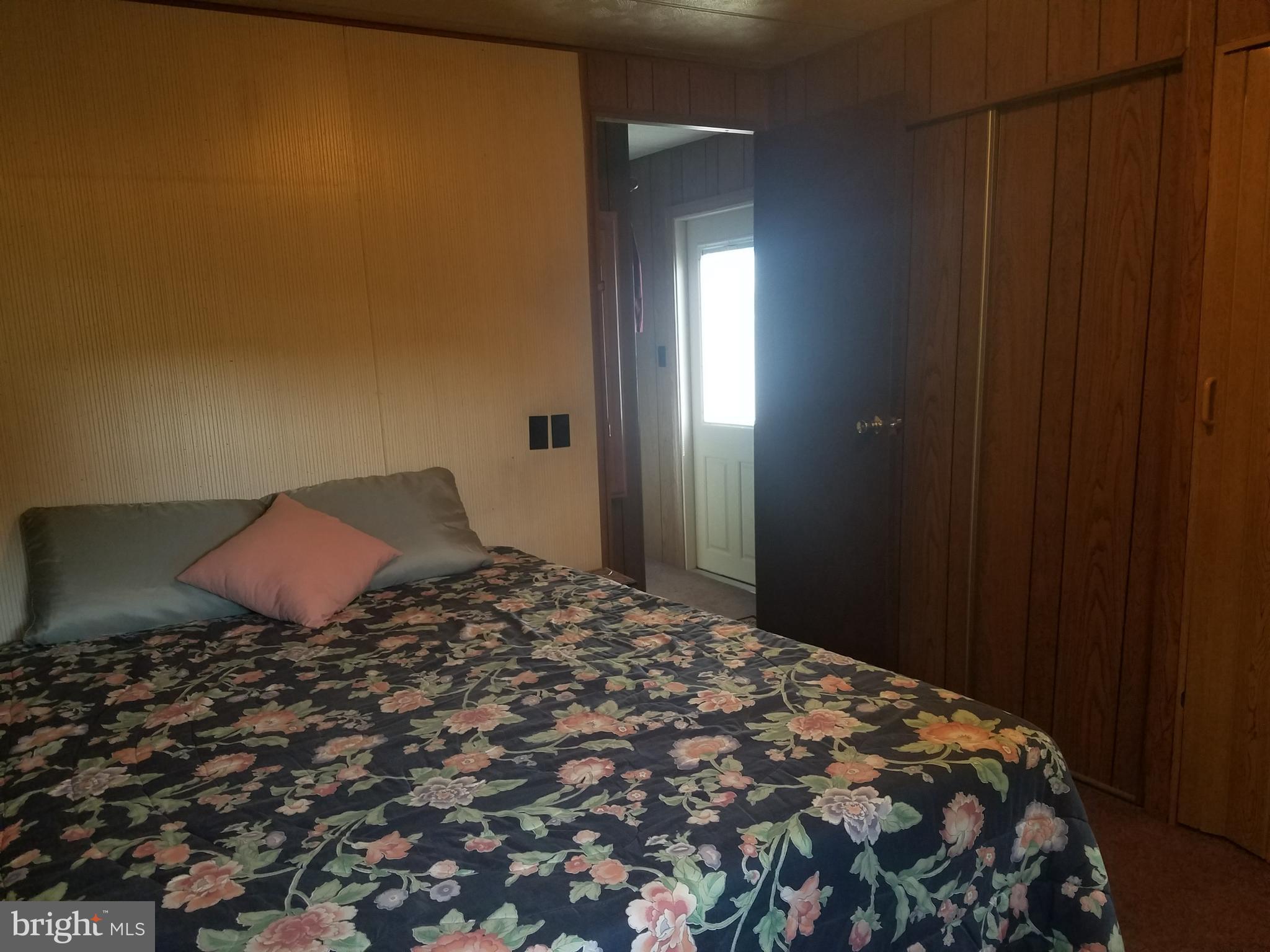 LINCOLN ESTATES - Residential