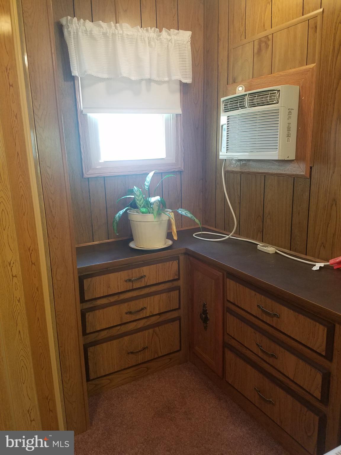 LINCOLN ESTATES - Residential