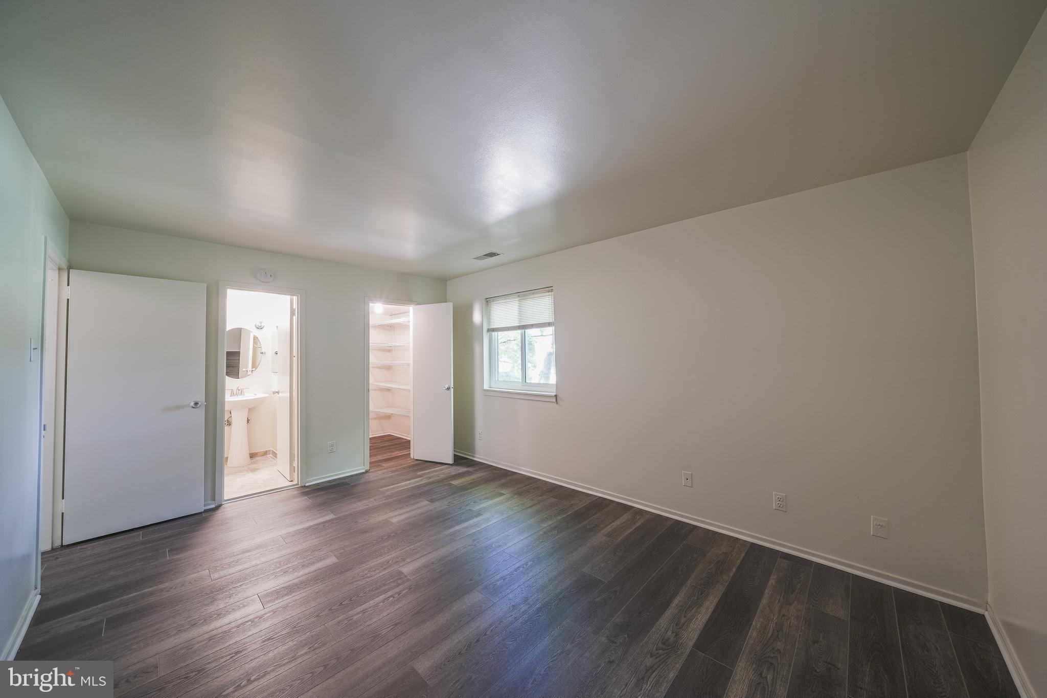 THOMAS CHOICE - Residential Lease