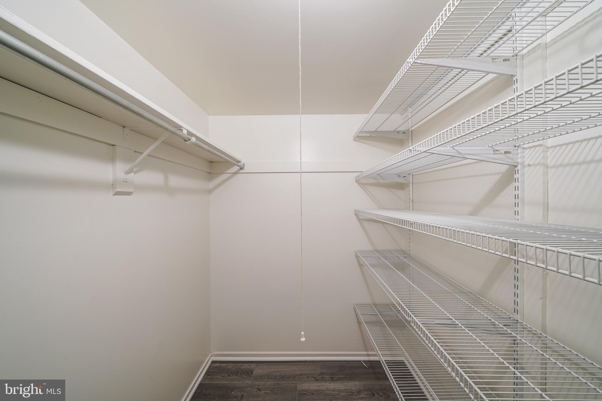 THOMAS CHOICE - Residential Lease