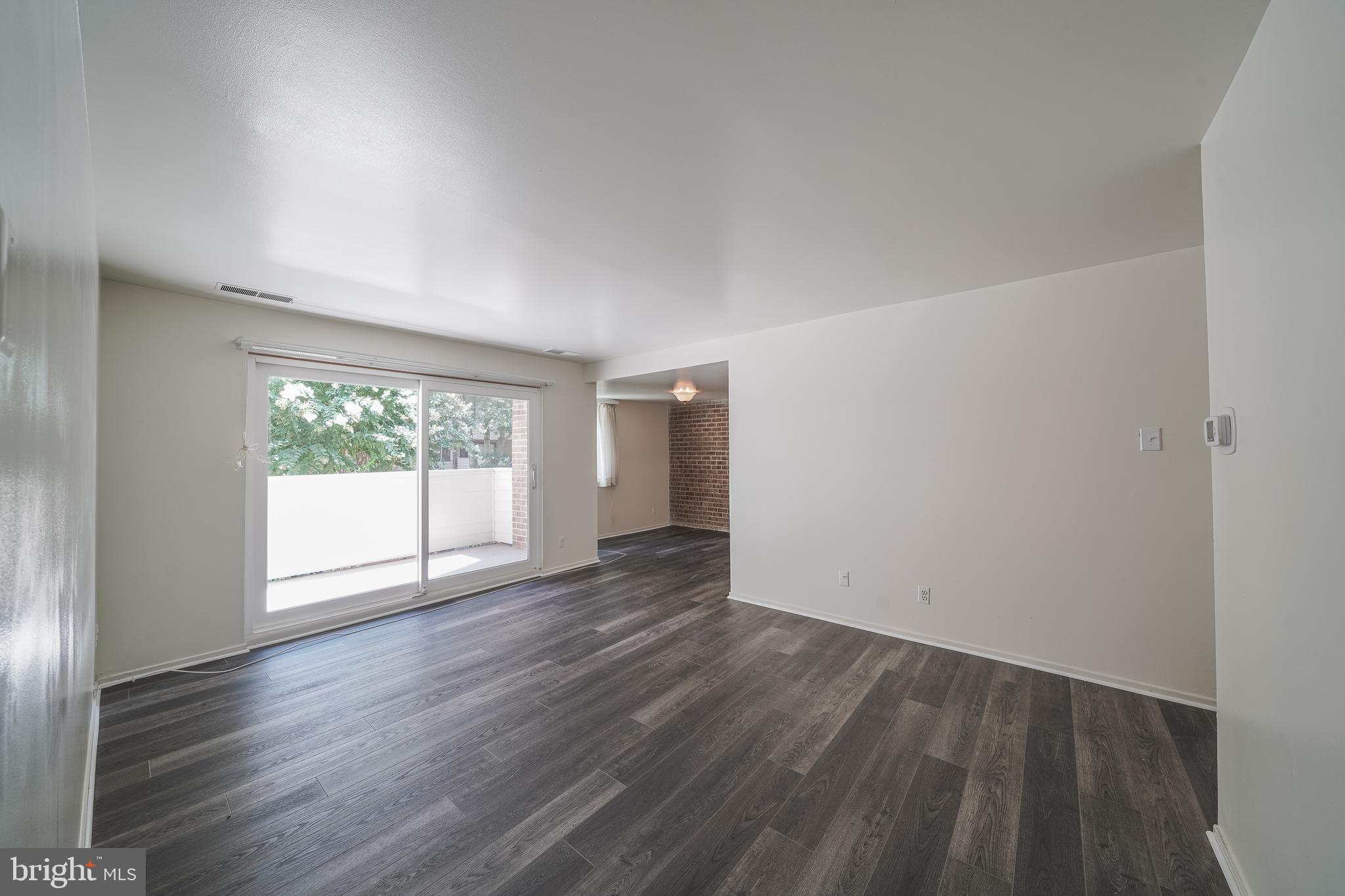 THOMAS CHOICE - Residential Lease