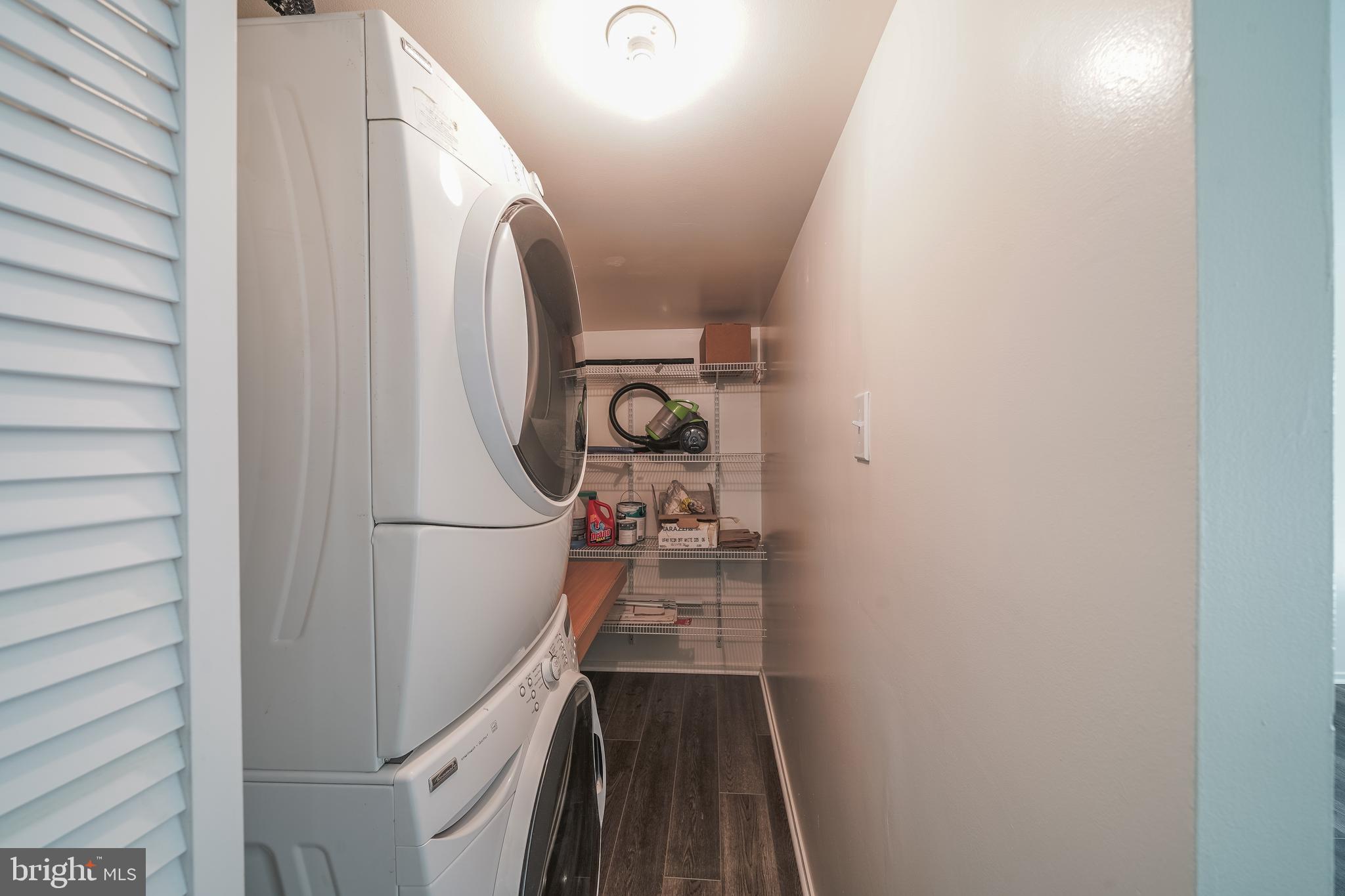 THOMAS CHOICE - Residential Lease