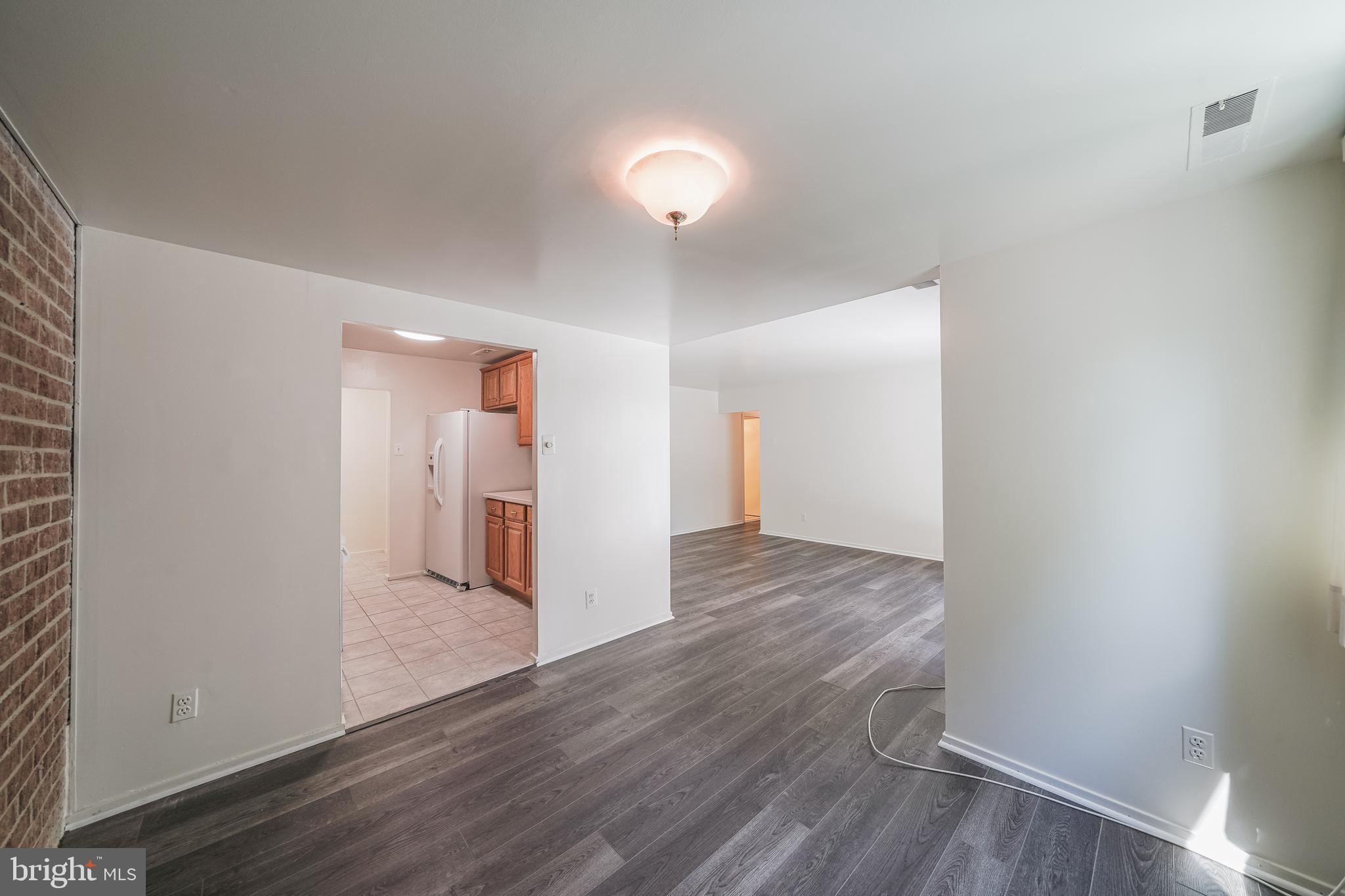 THOMAS CHOICE - Residential Lease