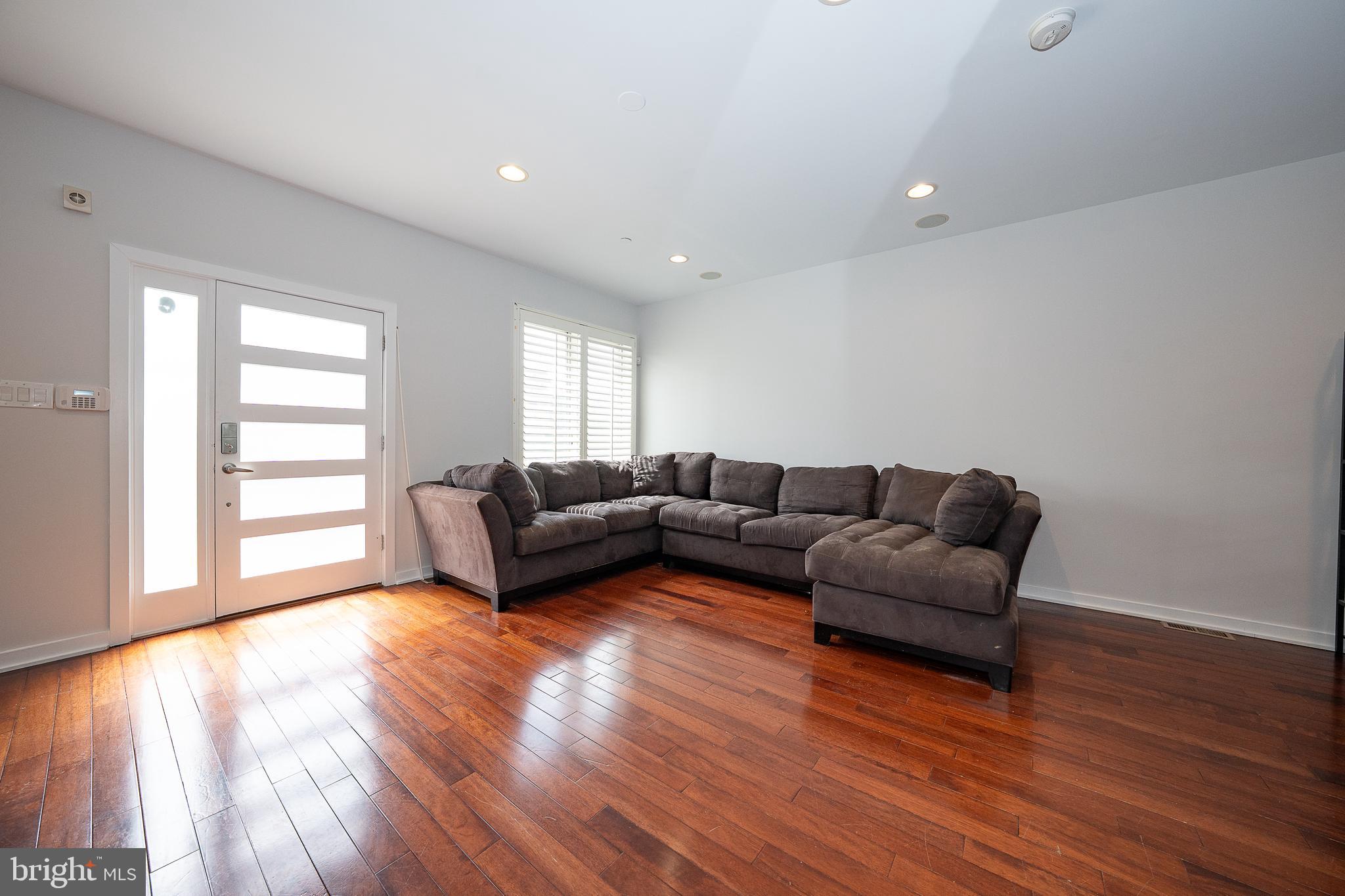 NORTHERN LIBERTIES - Residential Lease