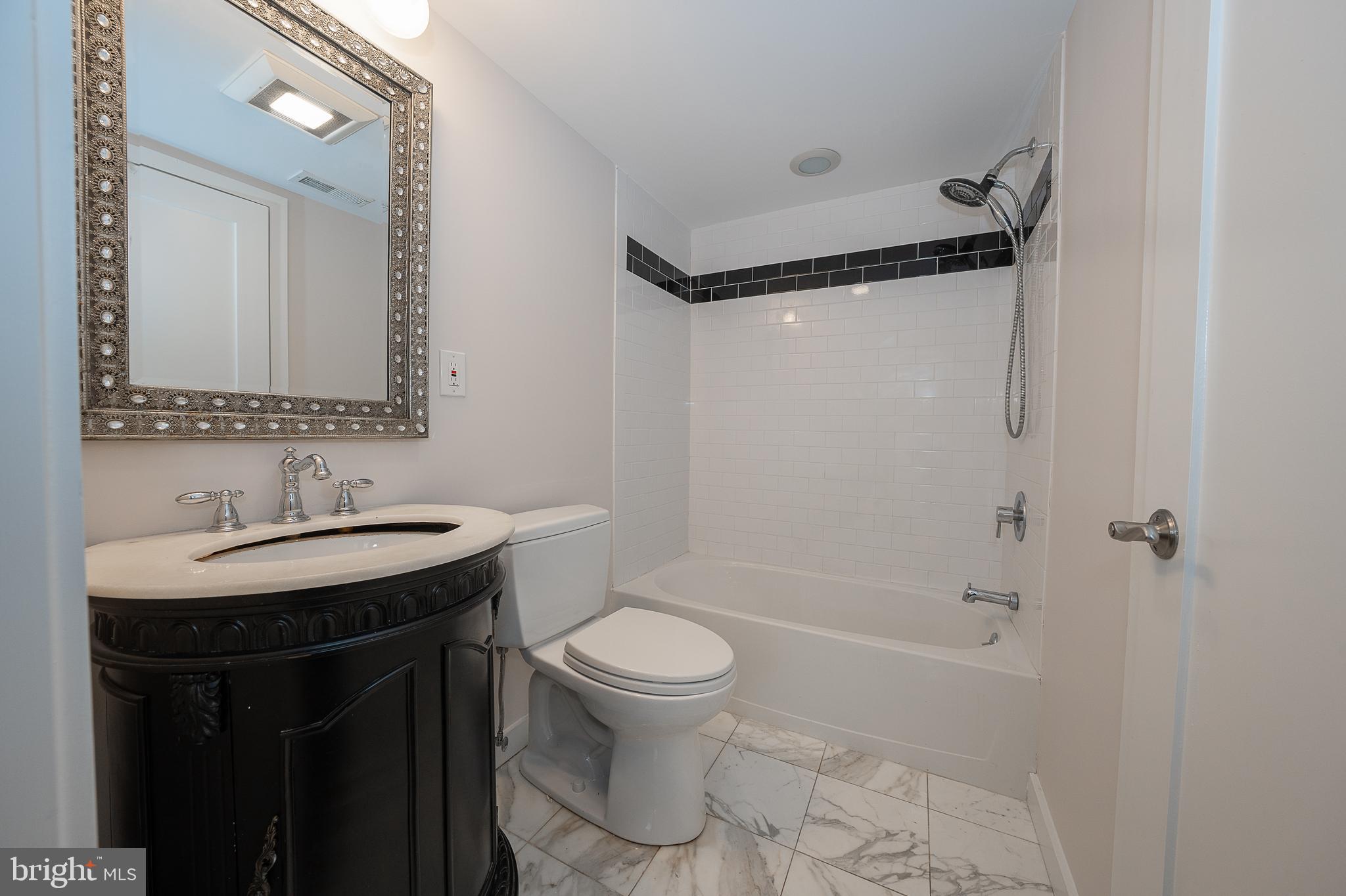 NORTHERN LIBERTIES - Residential Lease