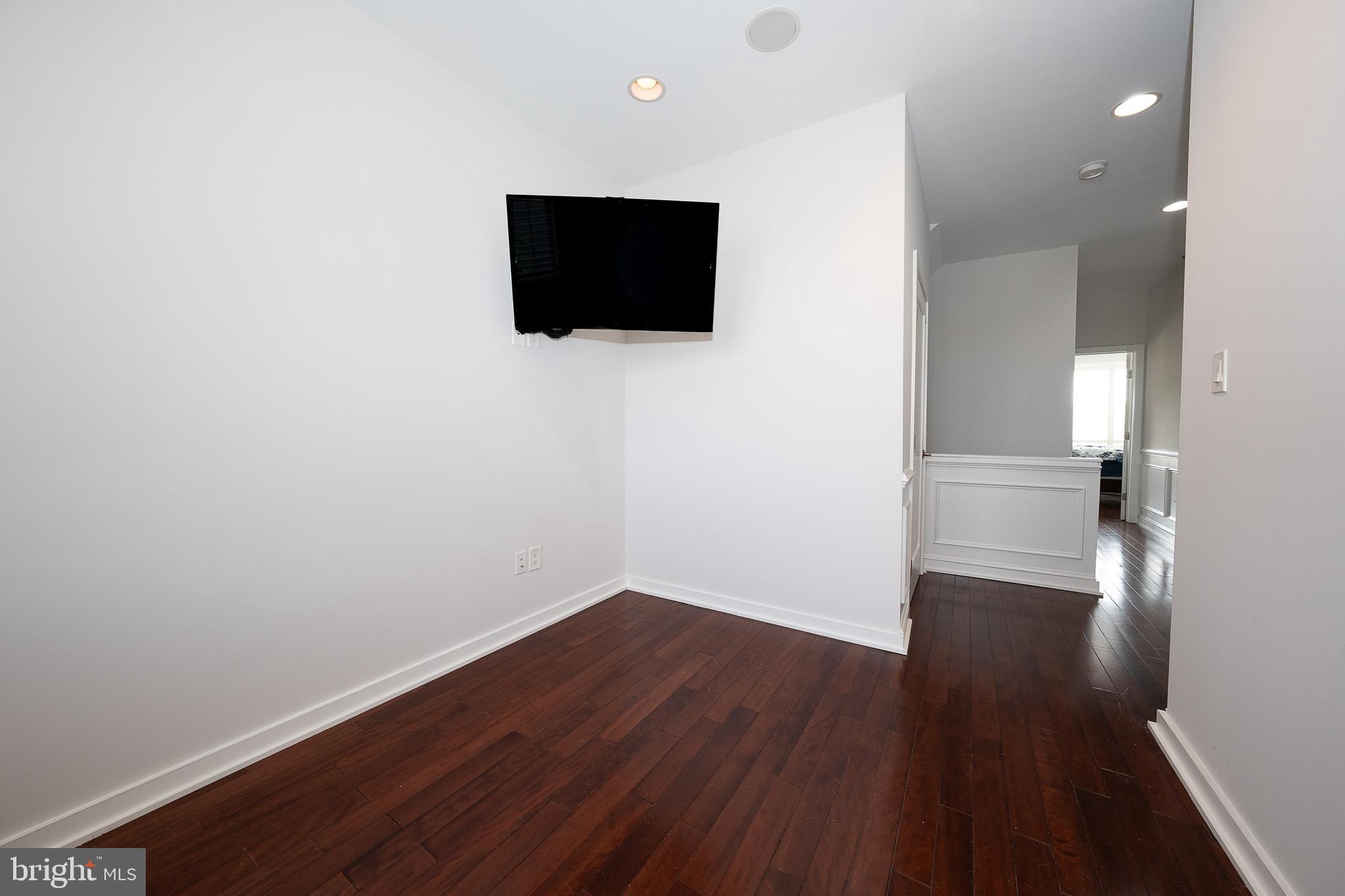 NORTHERN LIBERTIES - Residential Lease