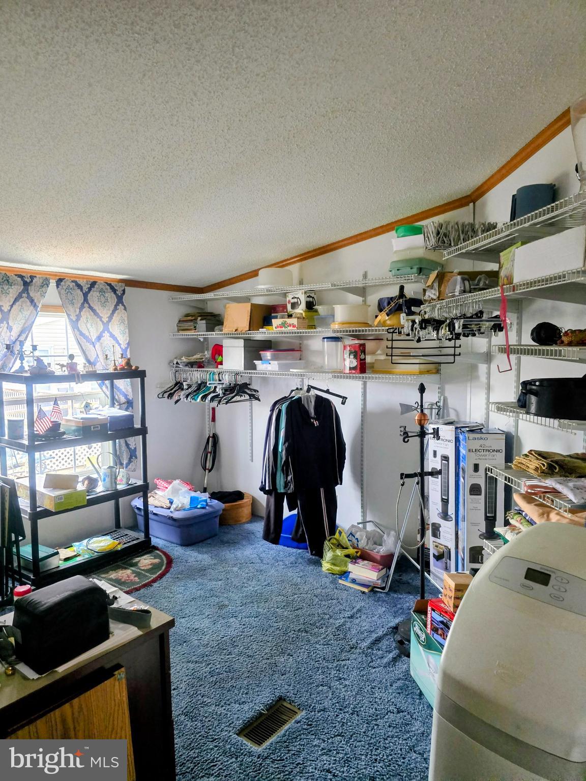 WALNUT GROVE MOBILE HOME PARK - Residential