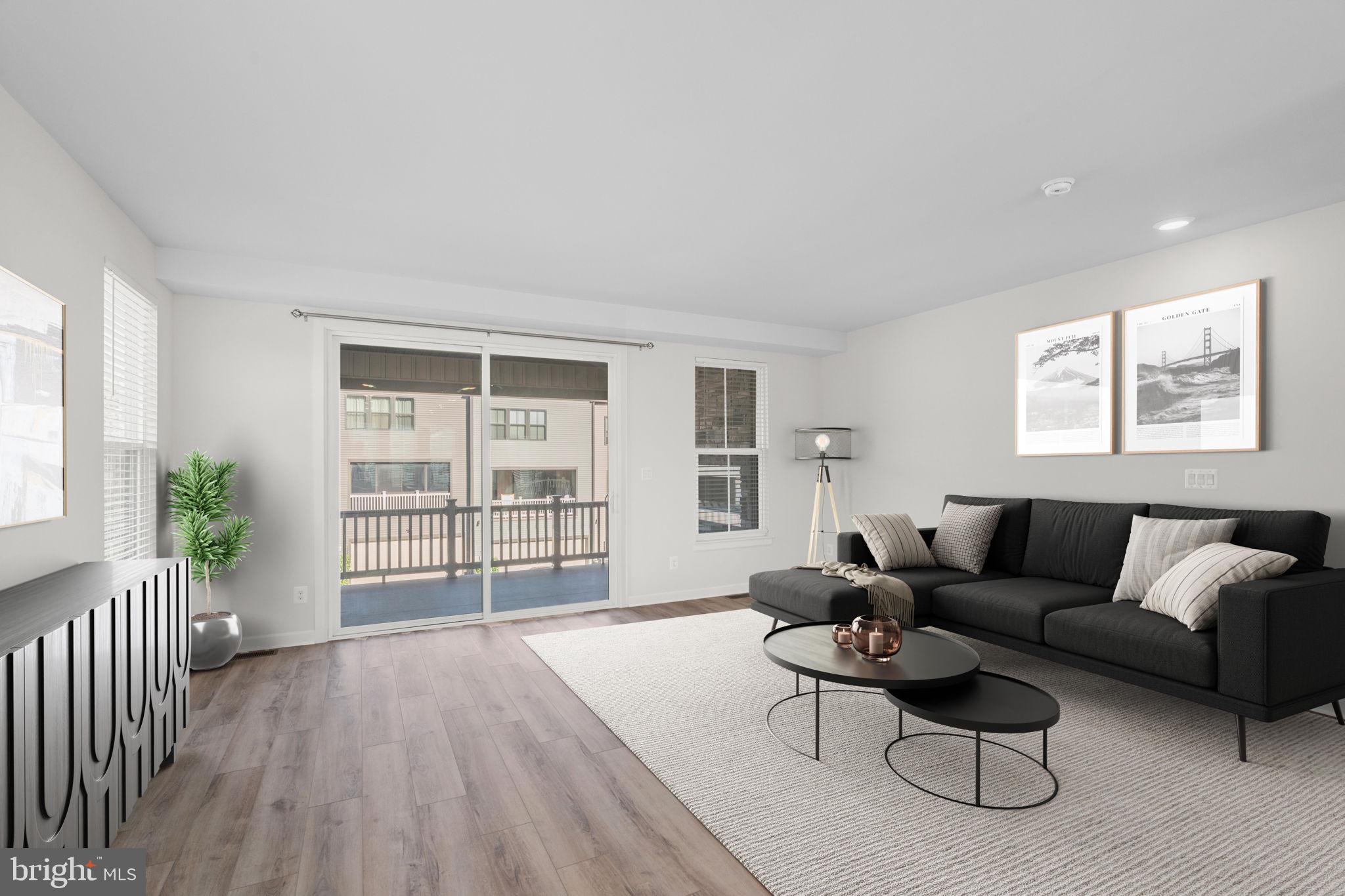 METRO ROW - Residential Lease