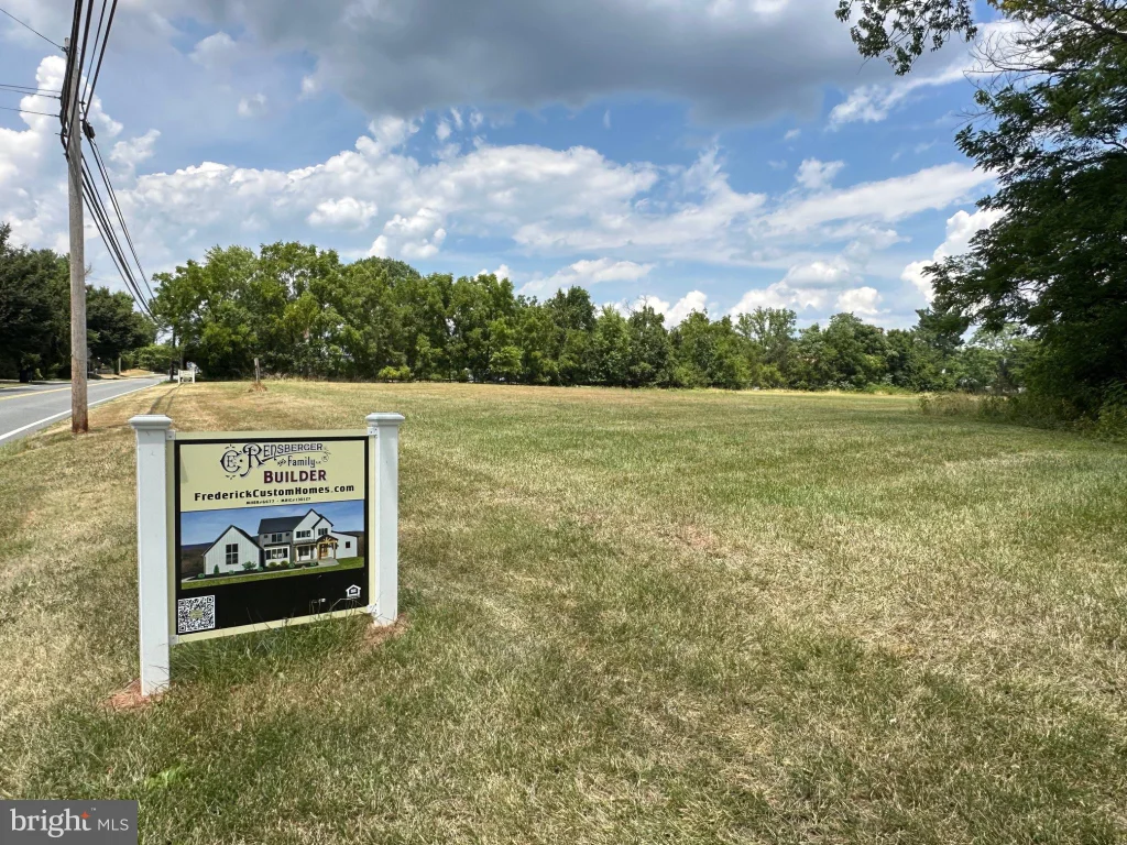 19509 Fisher Avenue Lot 2, Poolesville, MD 20837