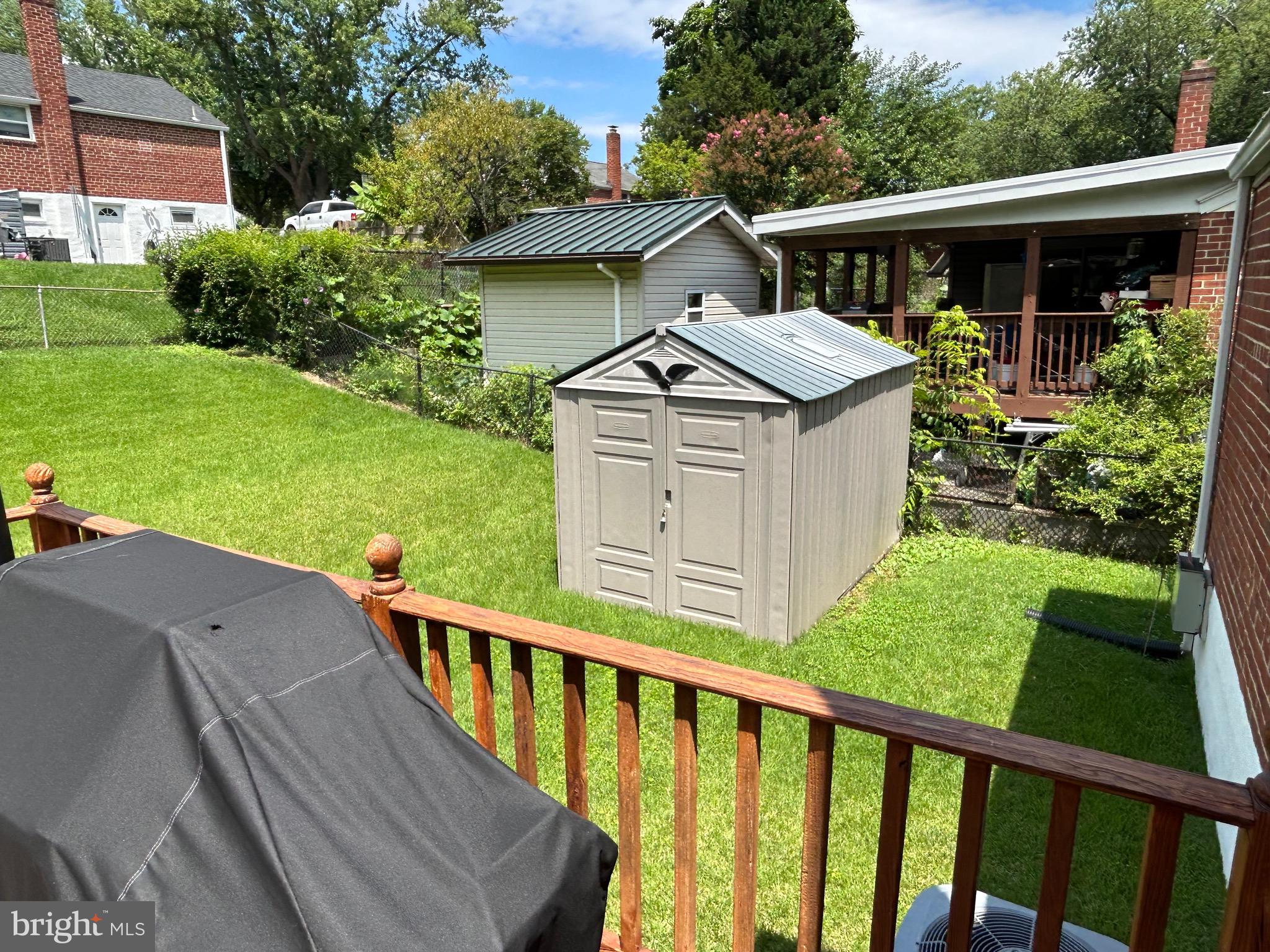 WHEATON WOODS - Residential