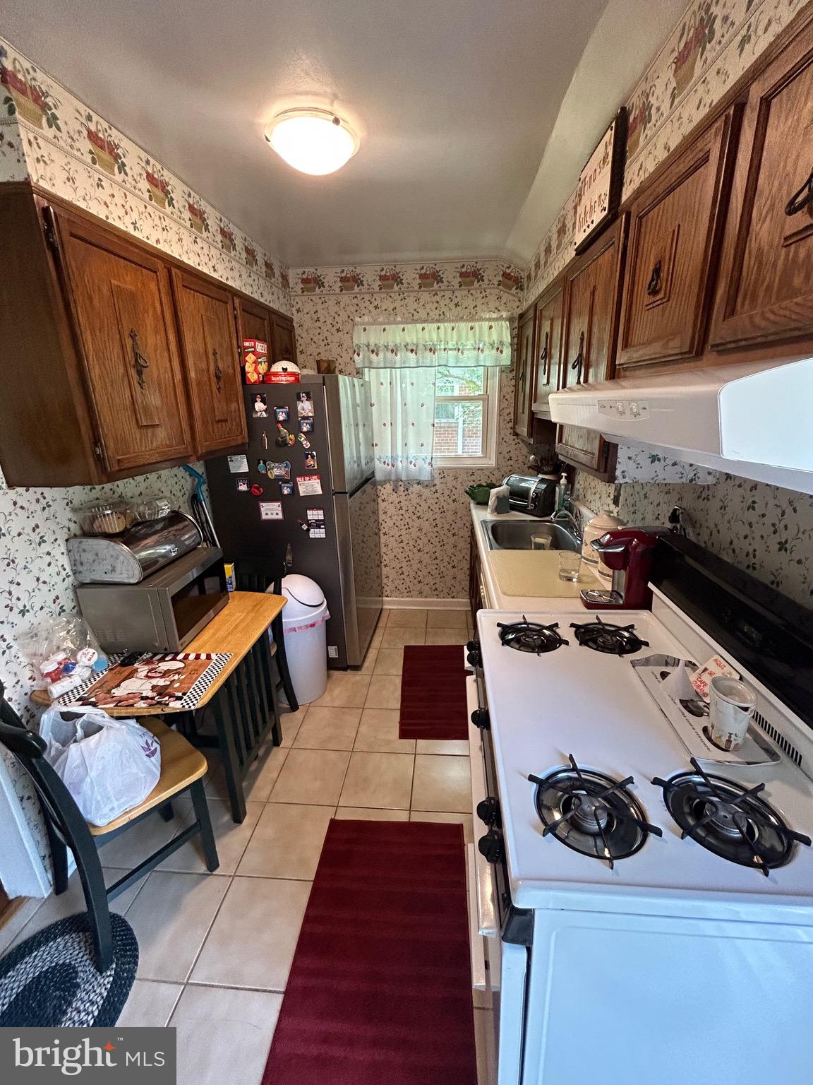 WHEATON WOODS - Residential