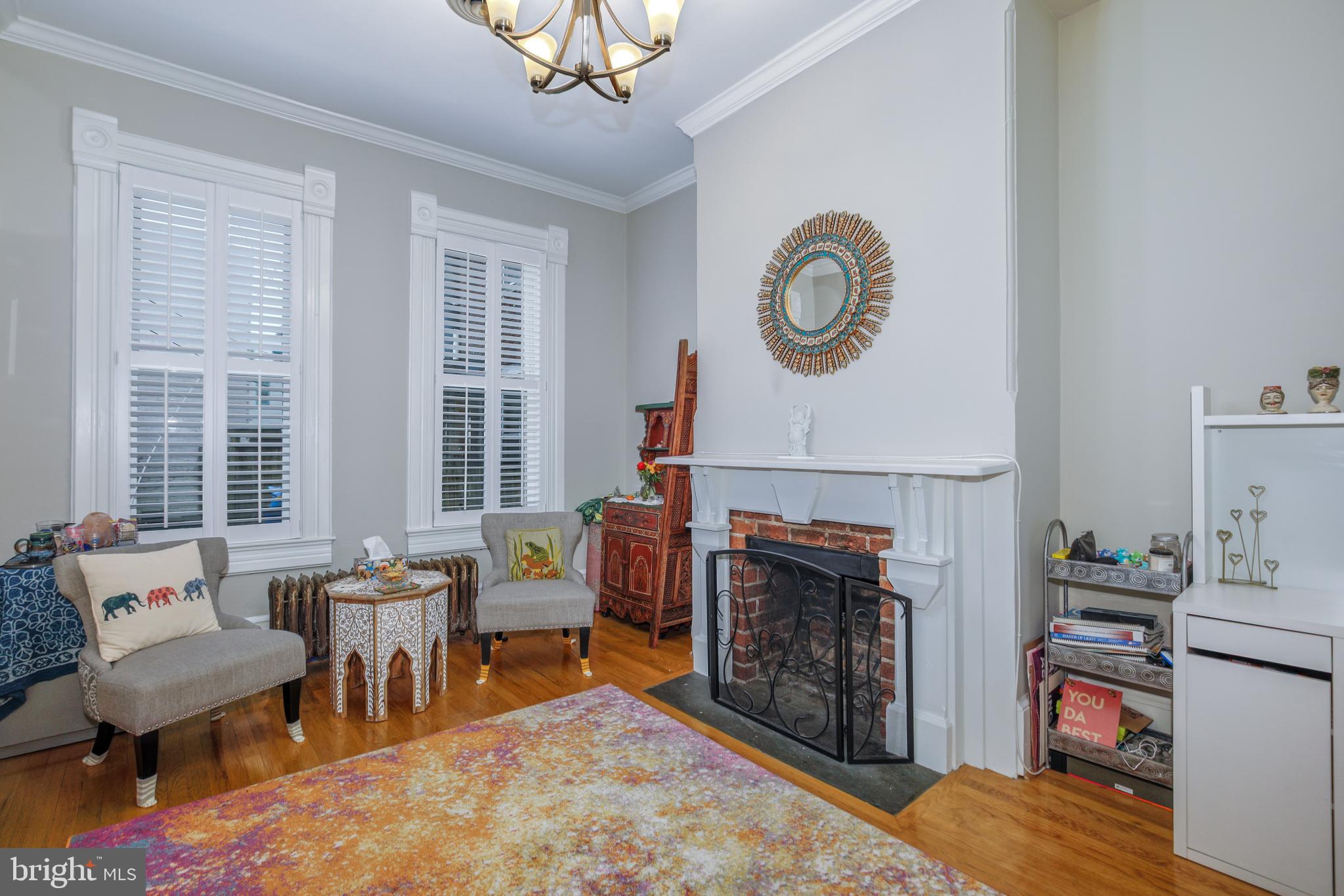 CAPITOL HILL - Residential