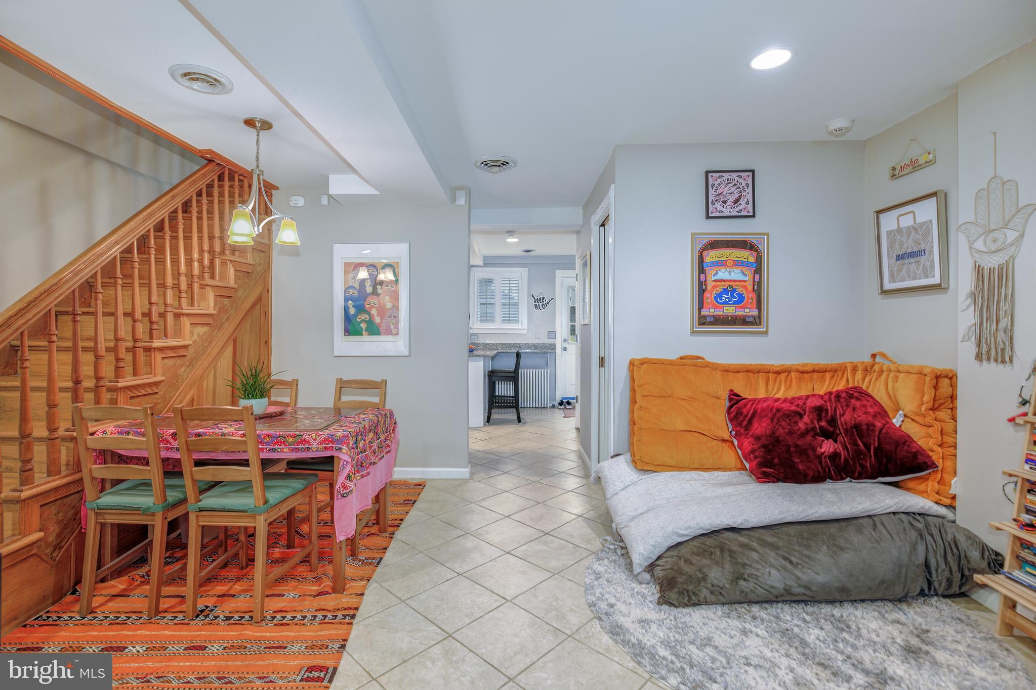 CAPITOL HILL - Residential