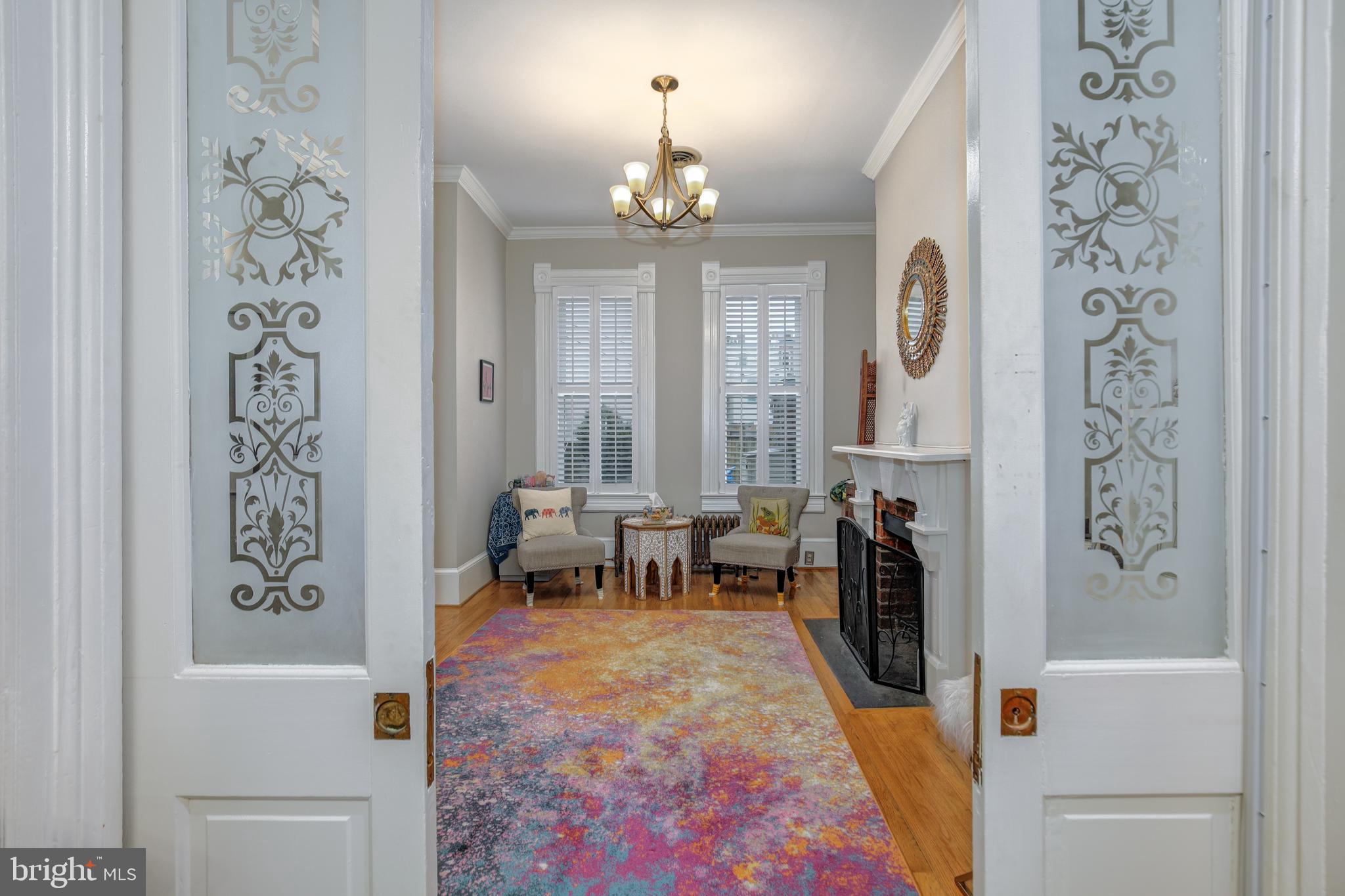 CAPITOL HILL - Residential