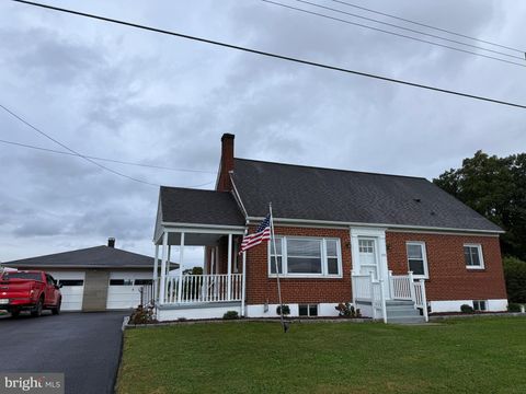 303 W MAIN STREET FREDERICKSBURG PA 17026