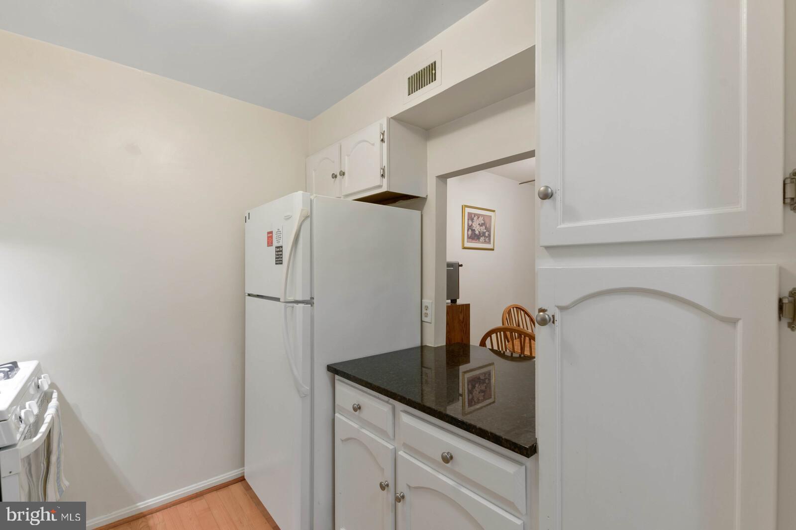 BURKE COVE - Residential