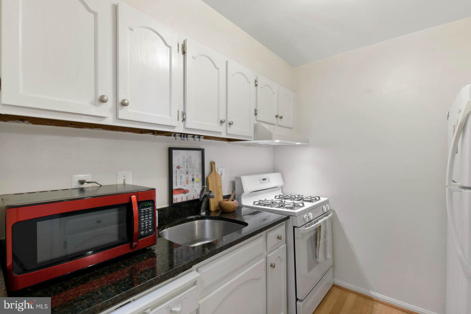 BURKE COVE - Residential