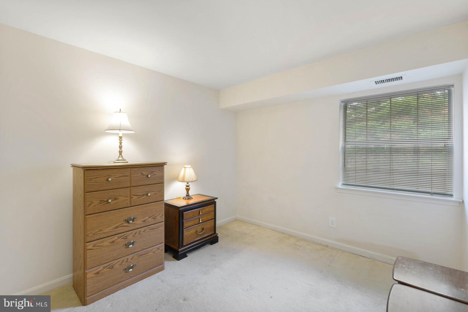 BURKE COVE - Residential