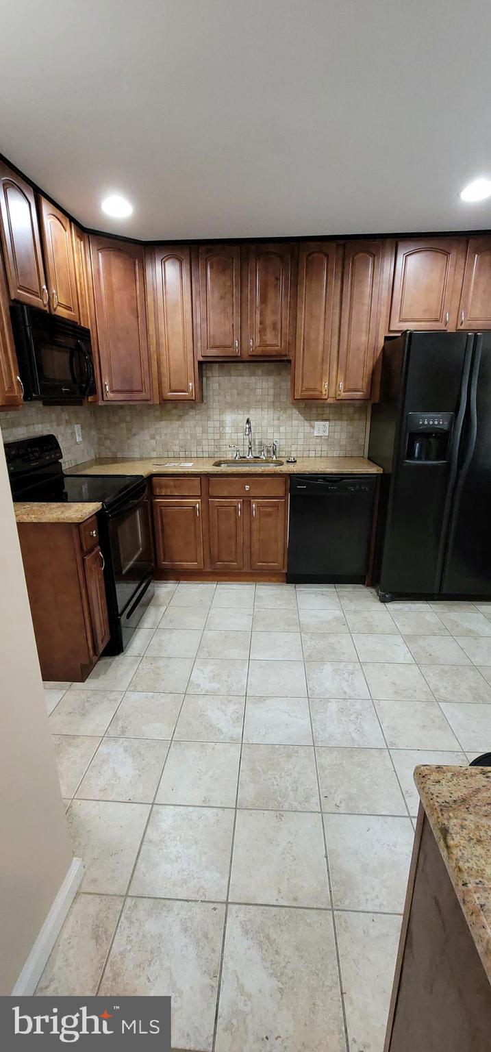 THE TOWNS AT WALKER MILL - Residential