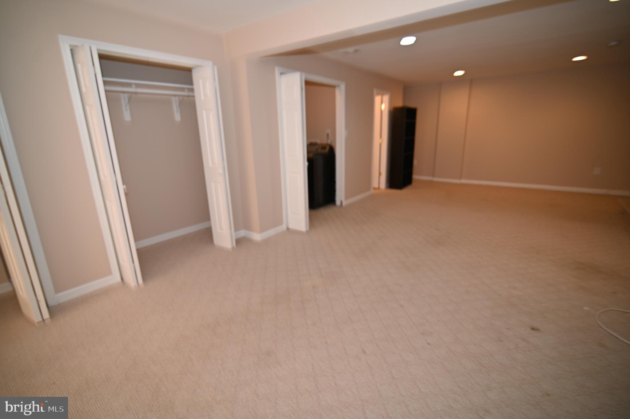 THE TOWNS AT WALKER MILL - Residential