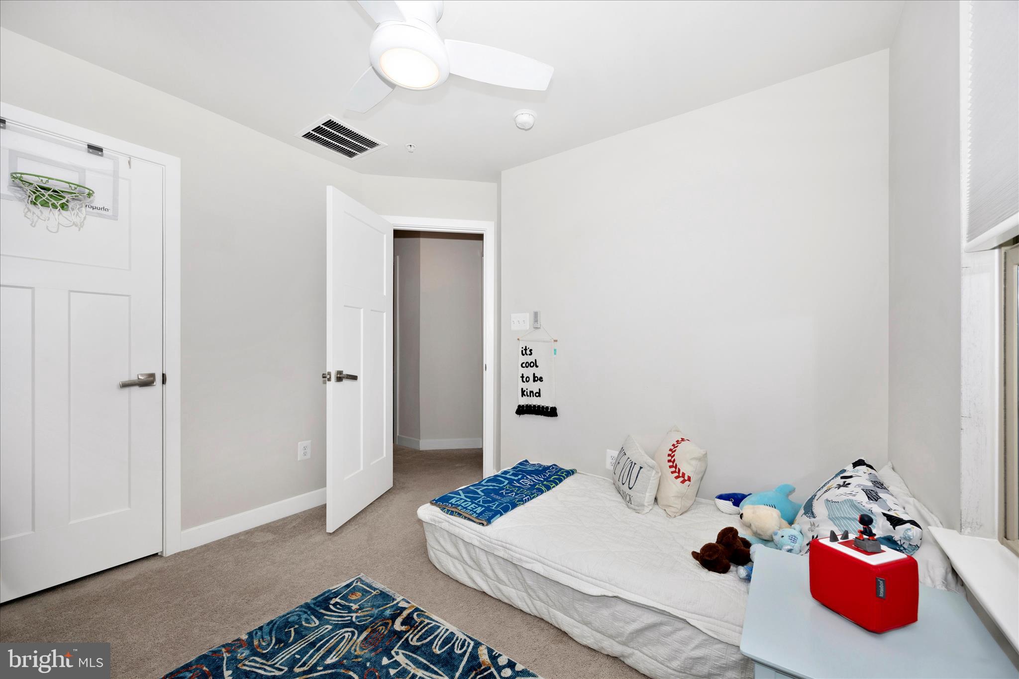 LAKE LINGANORE - Residential