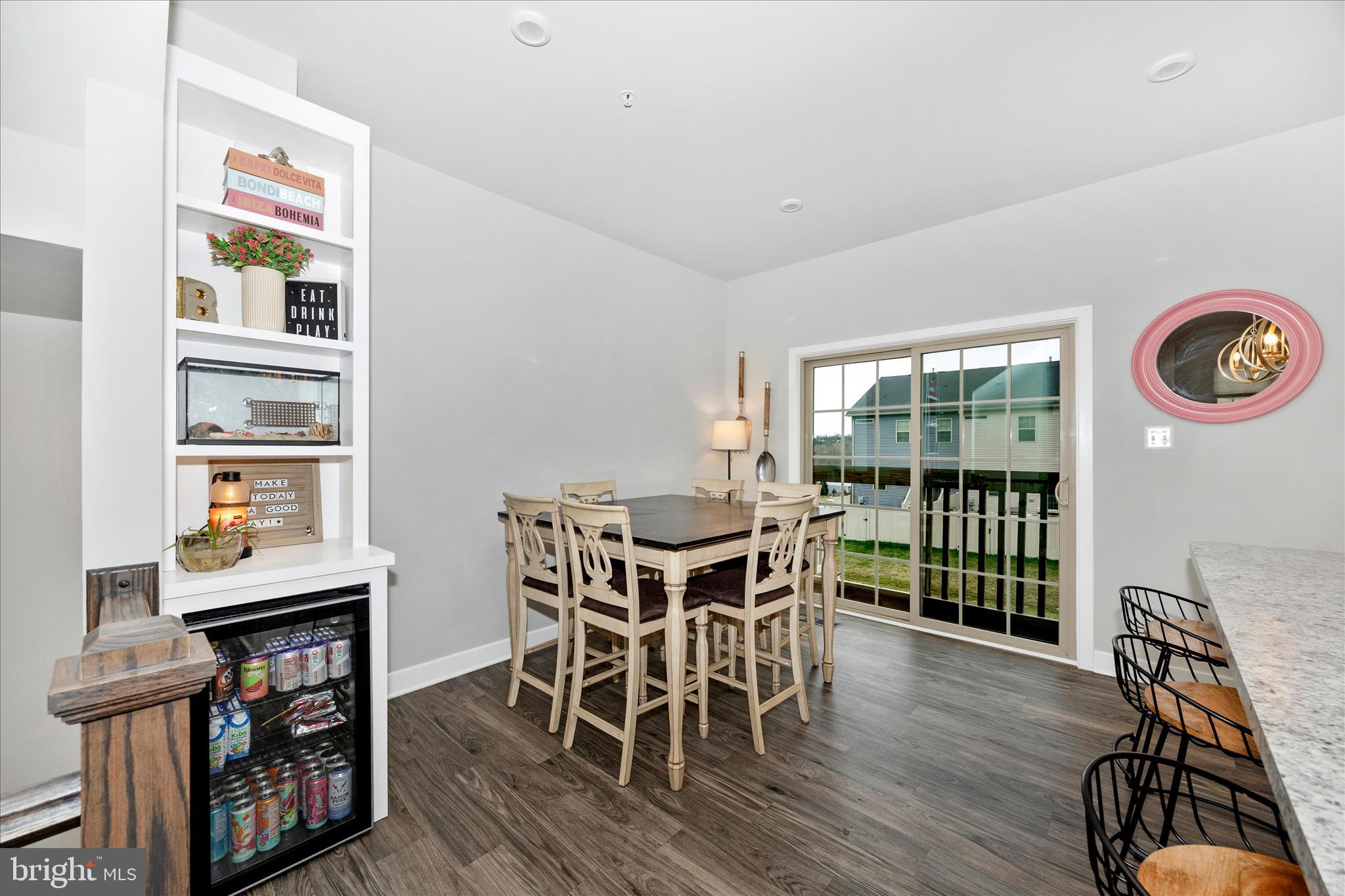 LAKE LINGANORE - Residential