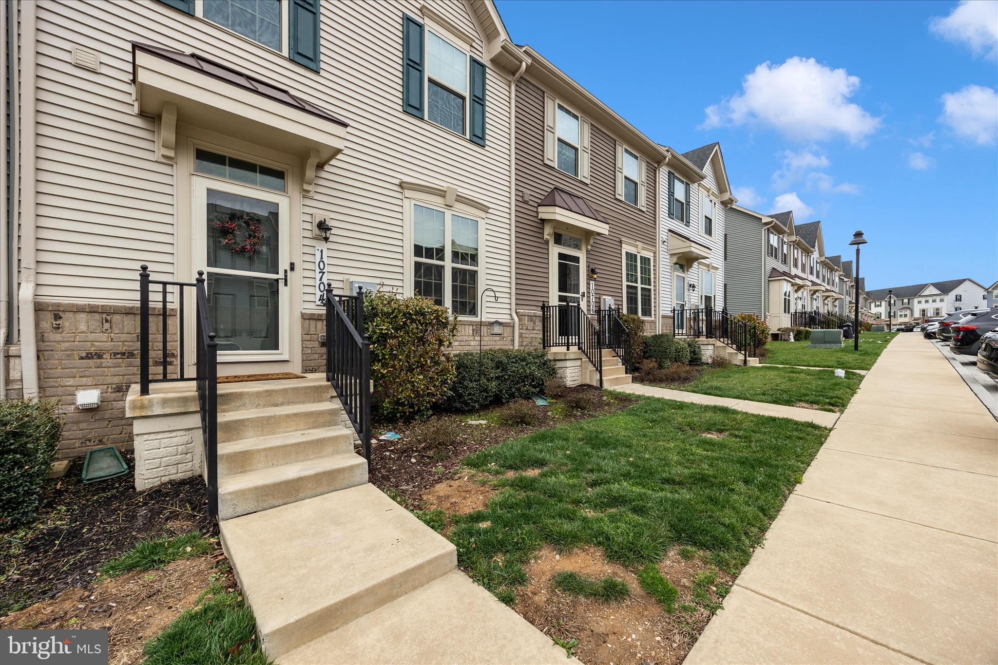 LAKE LINGANORE - Residential