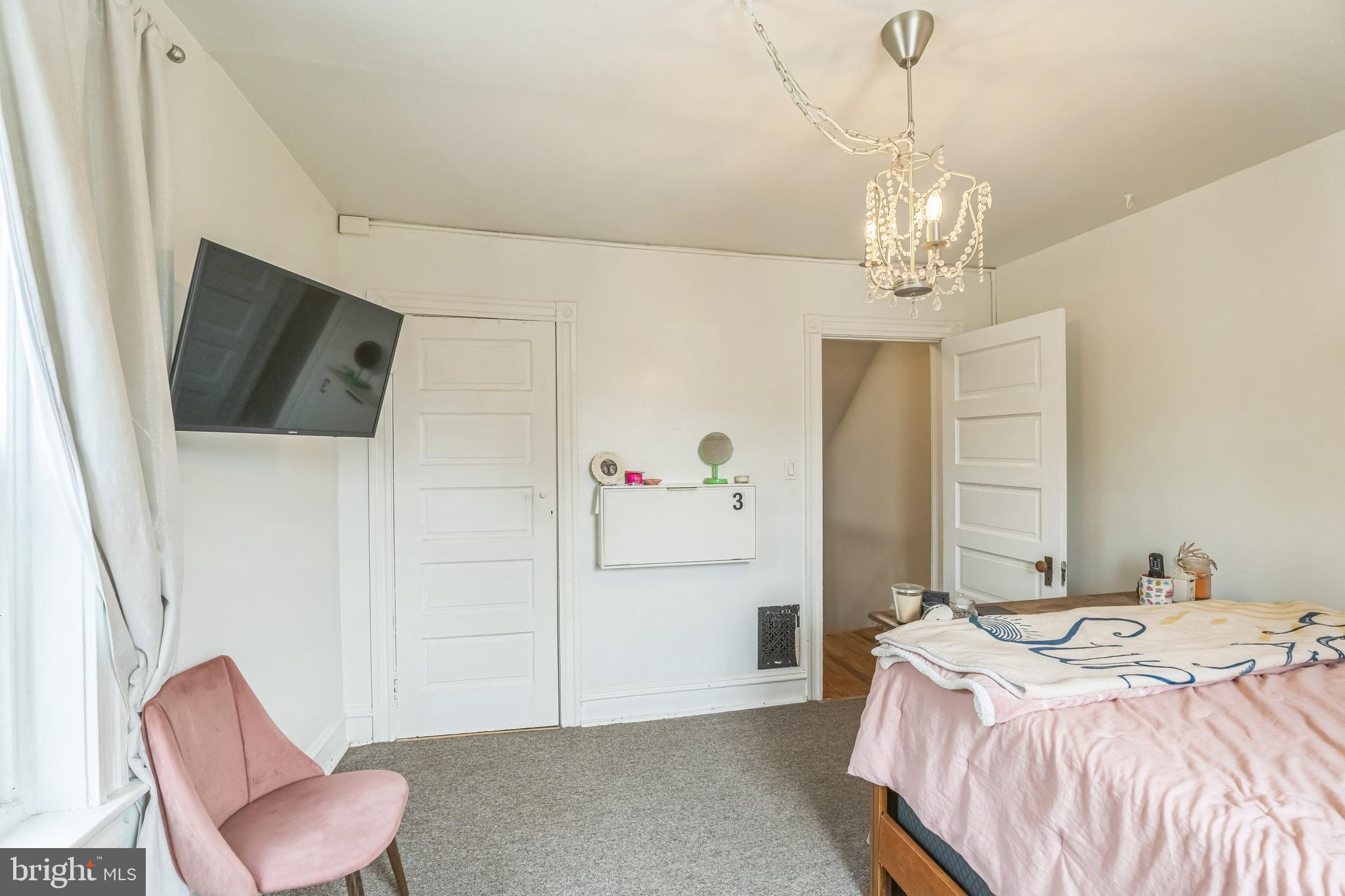 JENKINTOWN - Residential