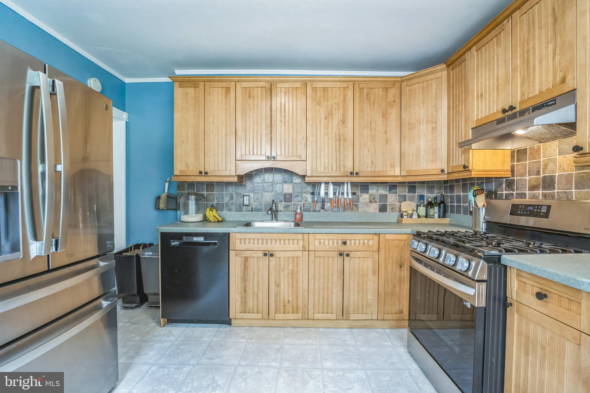 JENKINTOWN - Residential