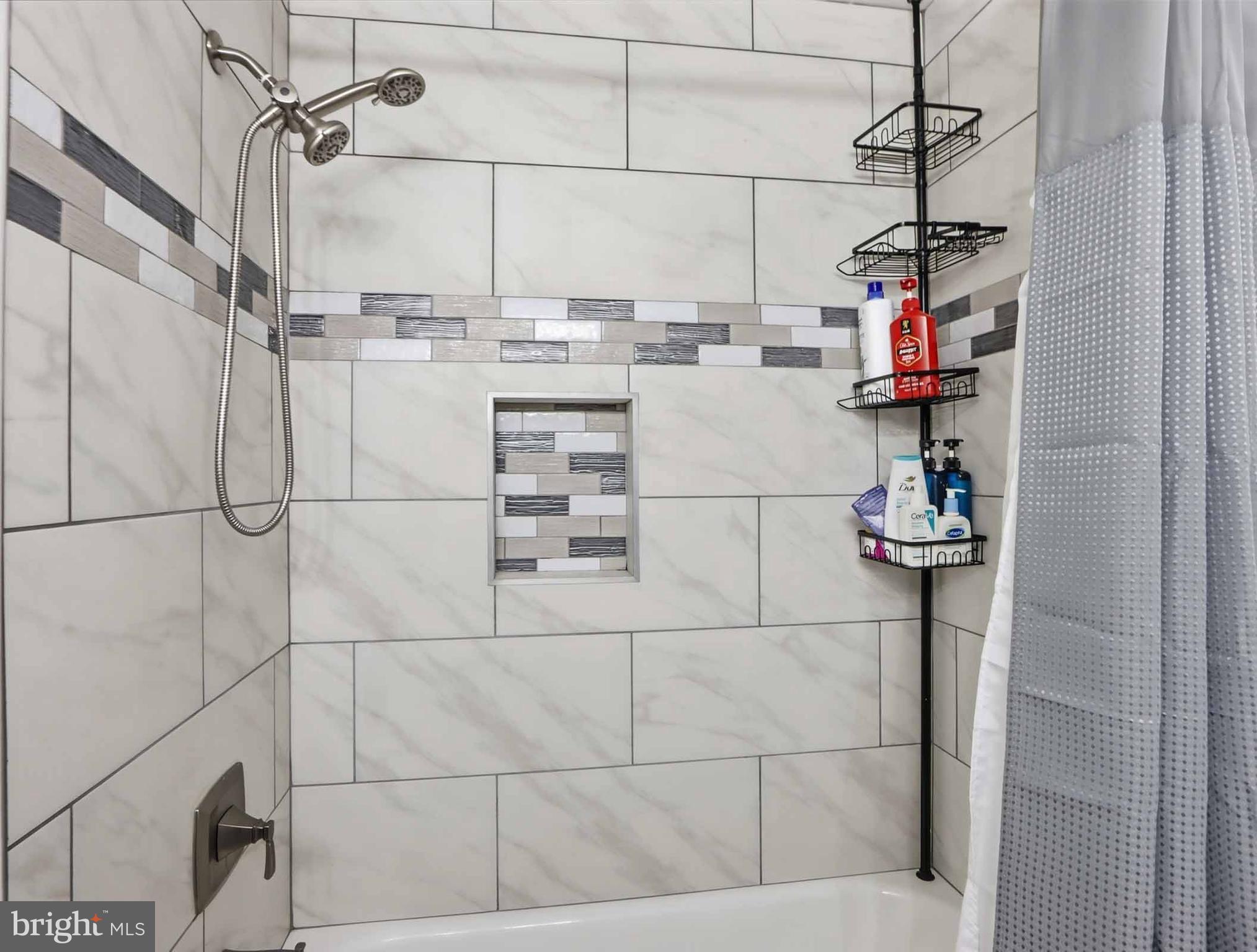 SPRIGGS COVE - Residential