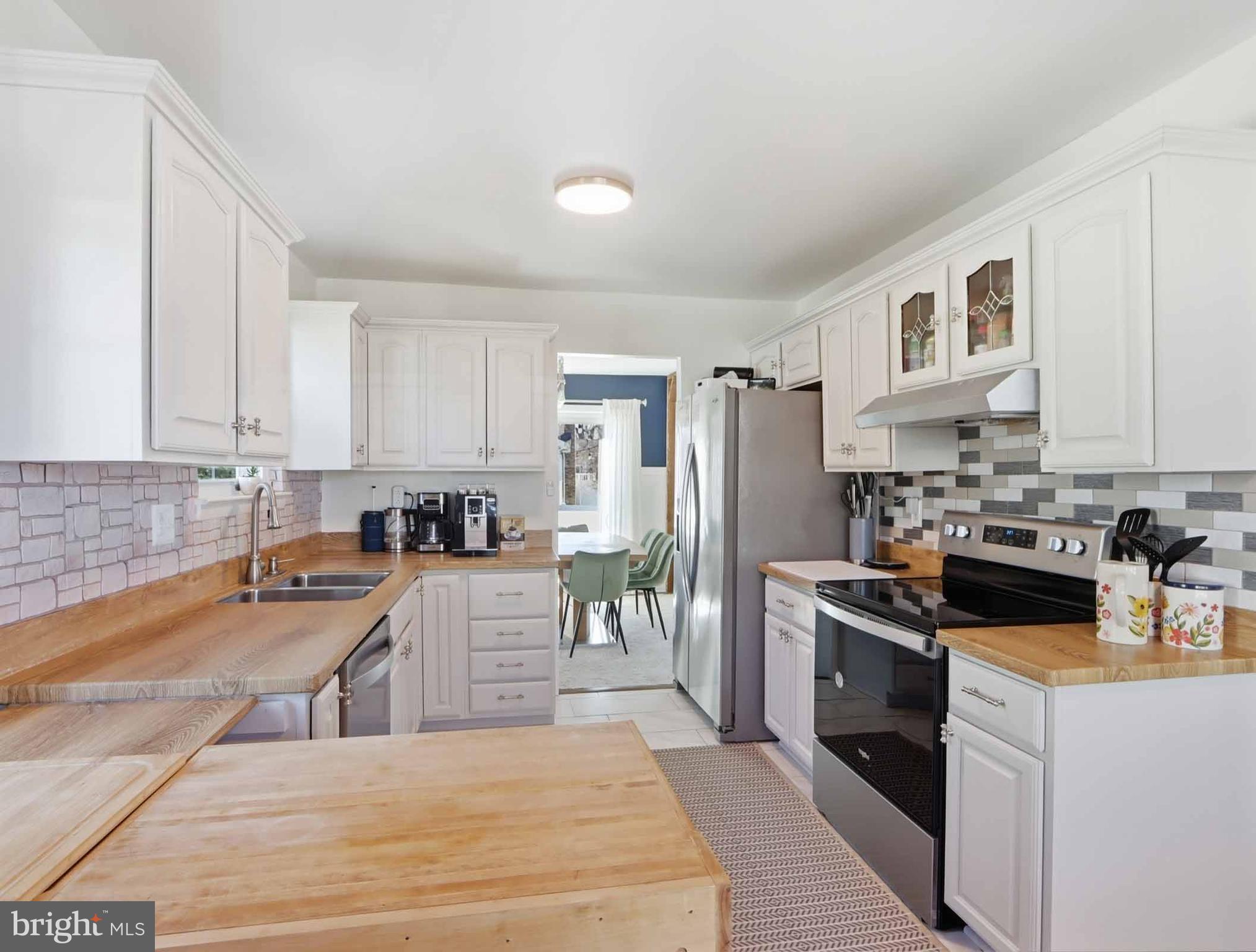 SPRIGGS COVE - Residential