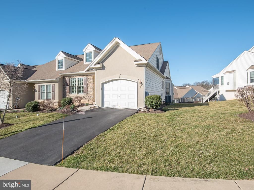 Photo of 5 HARDY CT, LANCASTER, PA 17602 (MLS # PALA2031414)