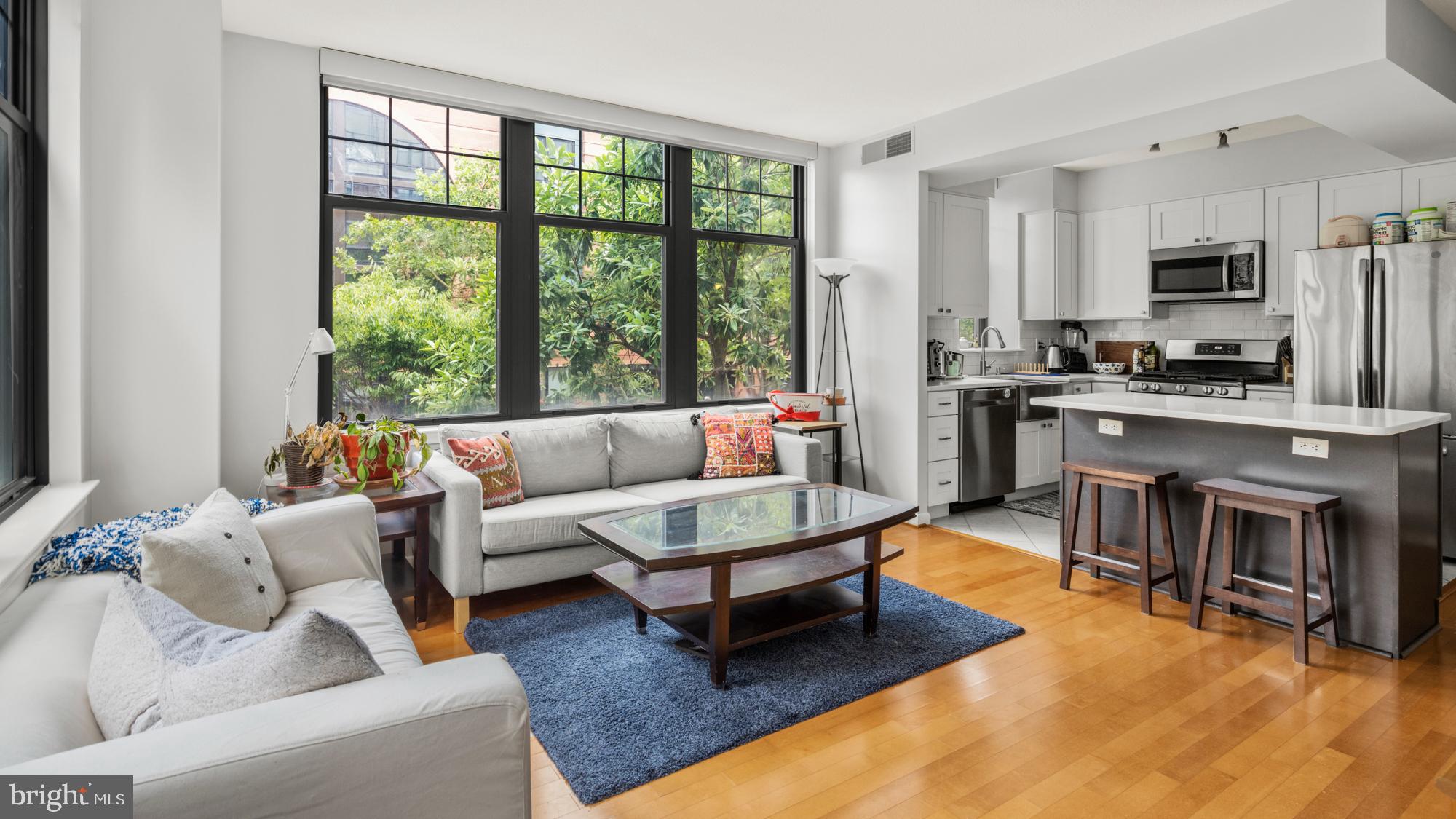 CLARENDON 1021 - Residential Lease