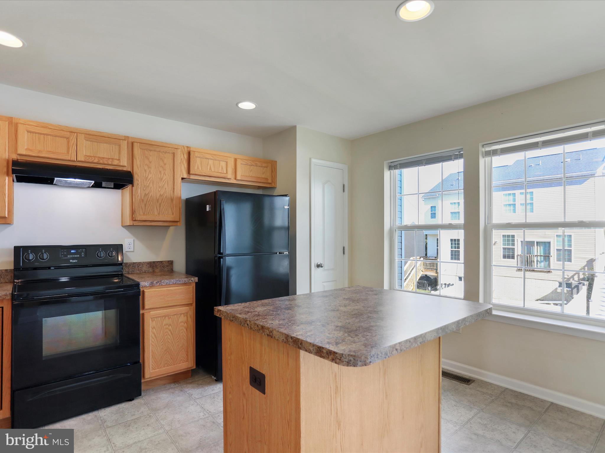 KENSINGTON TERRACE - Residential Lease