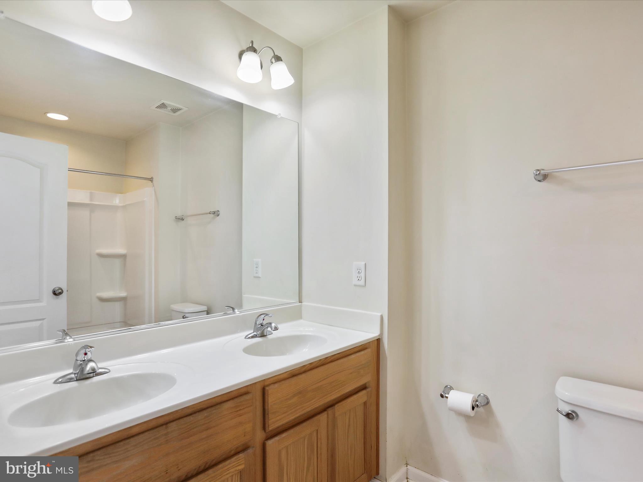 KENSINGTON TERRACE - Residential Lease