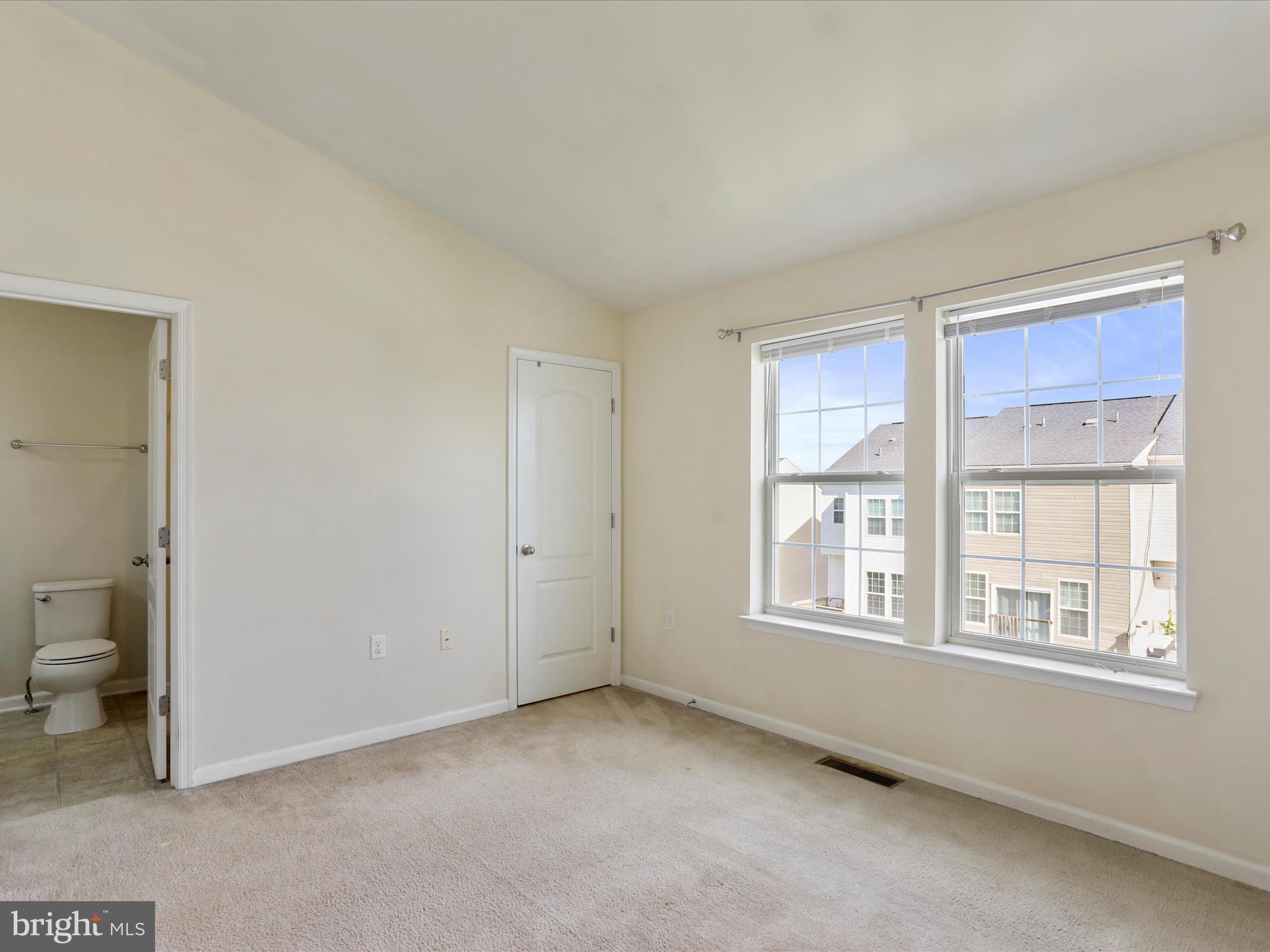 KENSINGTON TERRACE - Residential Lease