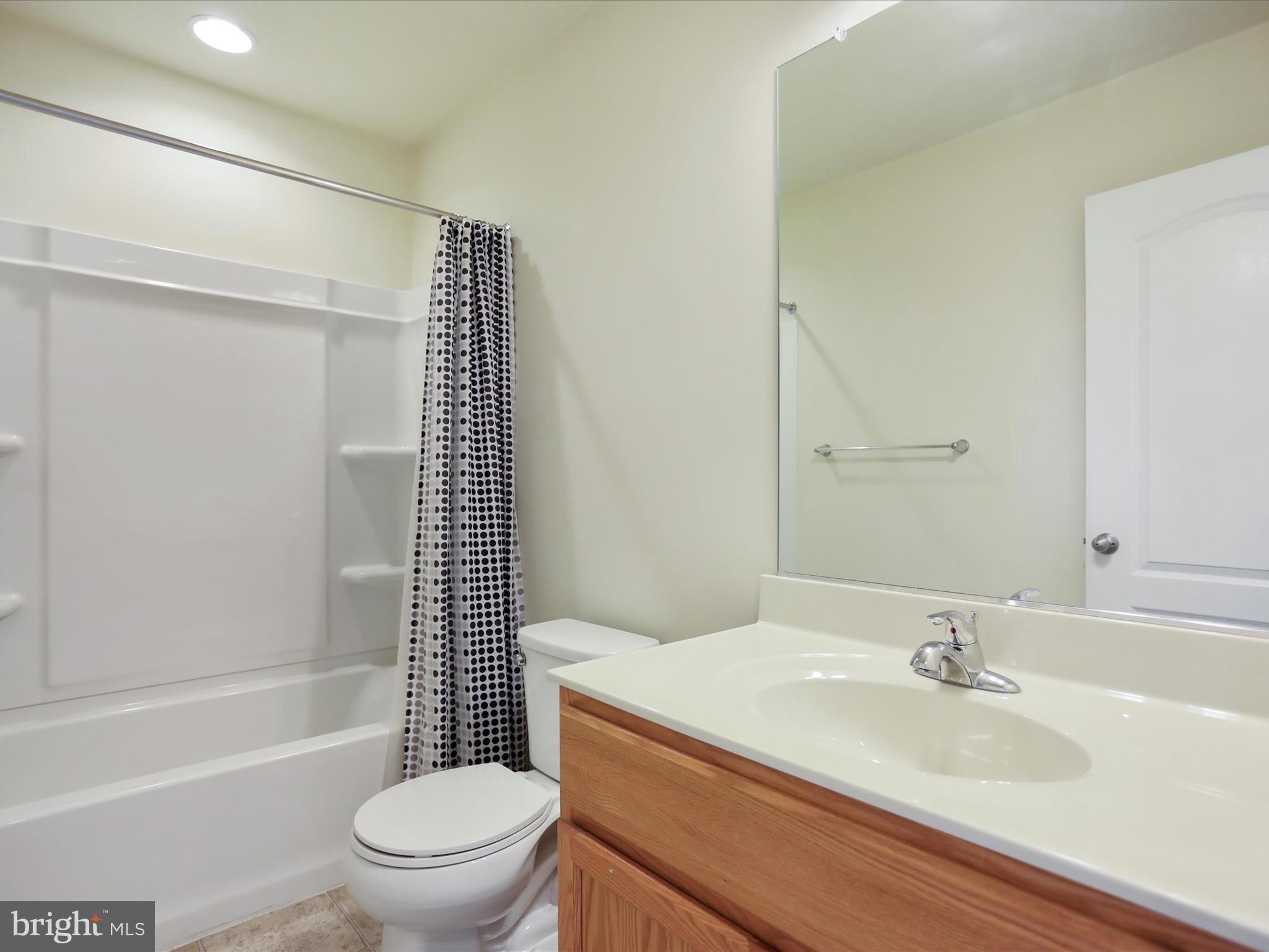 KENSINGTON TERRACE - Residential Lease