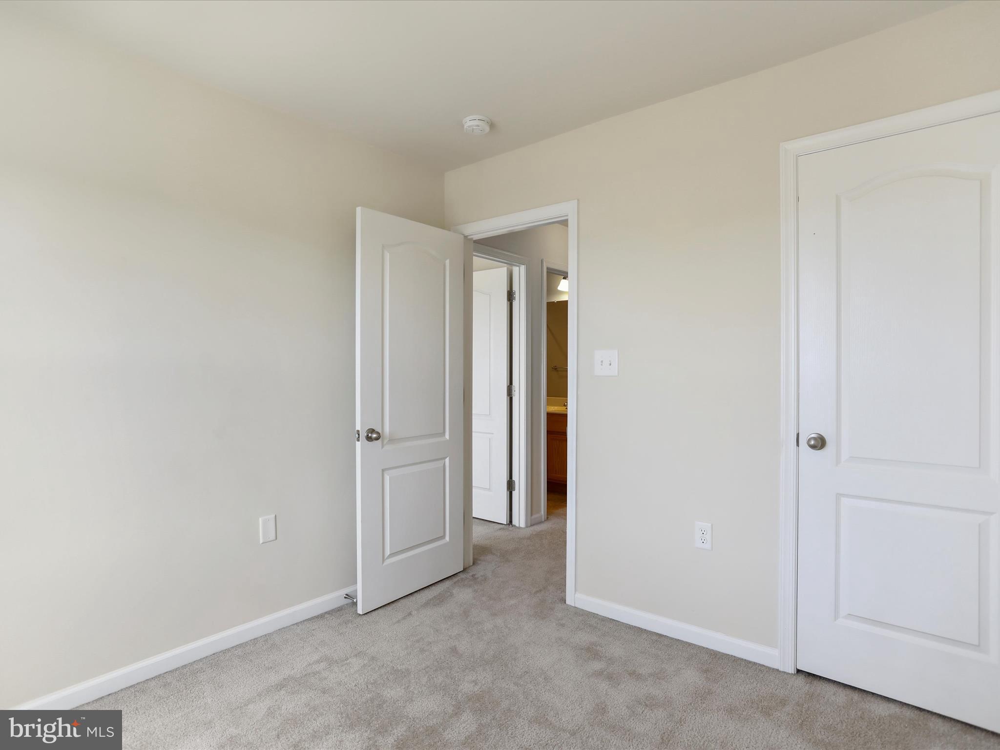 KENSINGTON TERRACE - Residential Lease