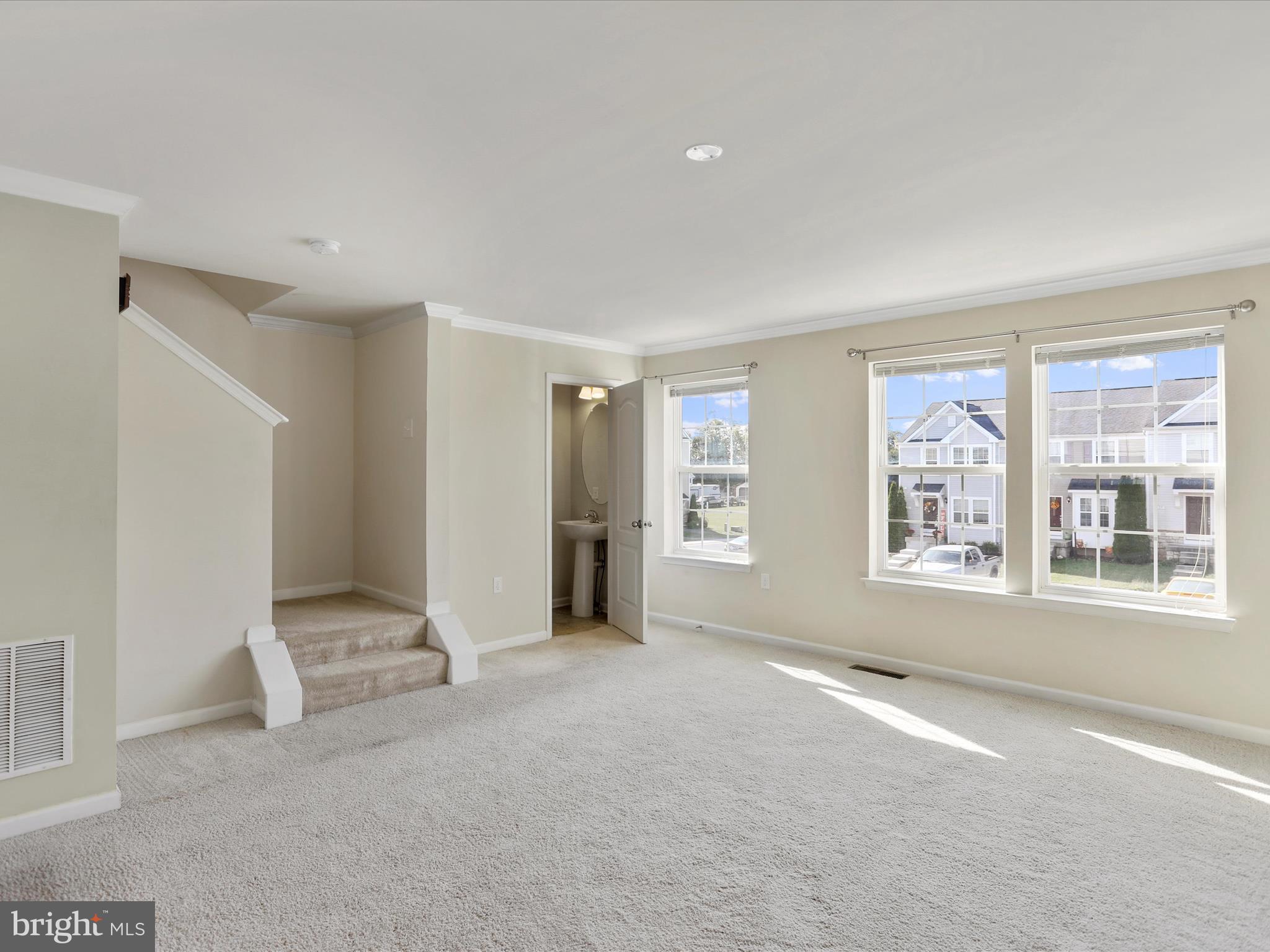 KENSINGTON TERRACE - Residential Lease