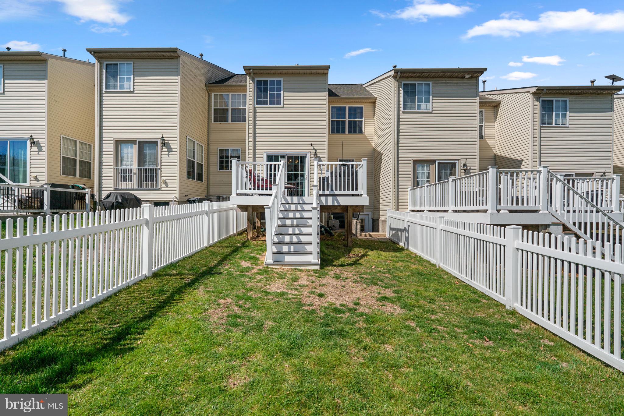 MONMOUTH MEADOWS - Residential