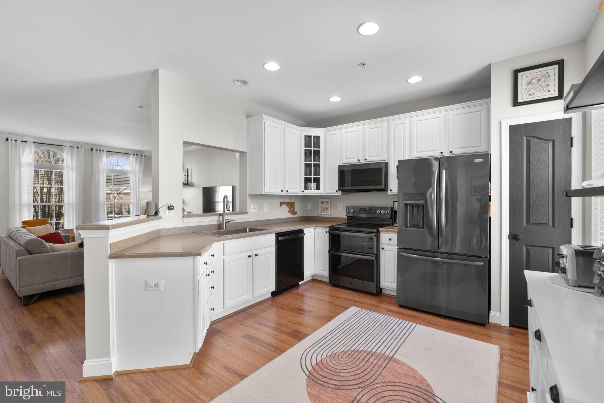 MONMOUTH MEADOWS - Residential