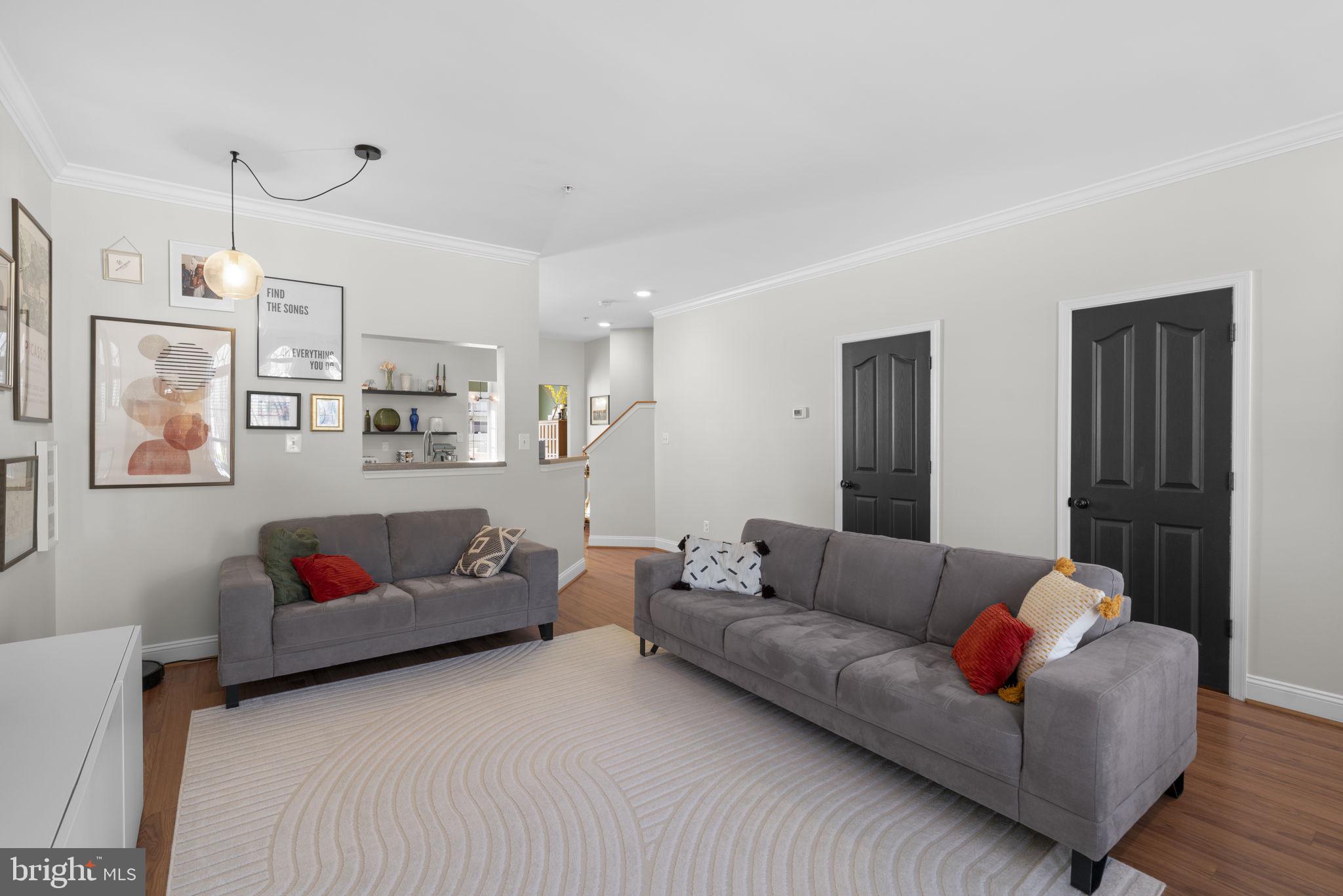 MONMOUTH MEADOWS - Residential