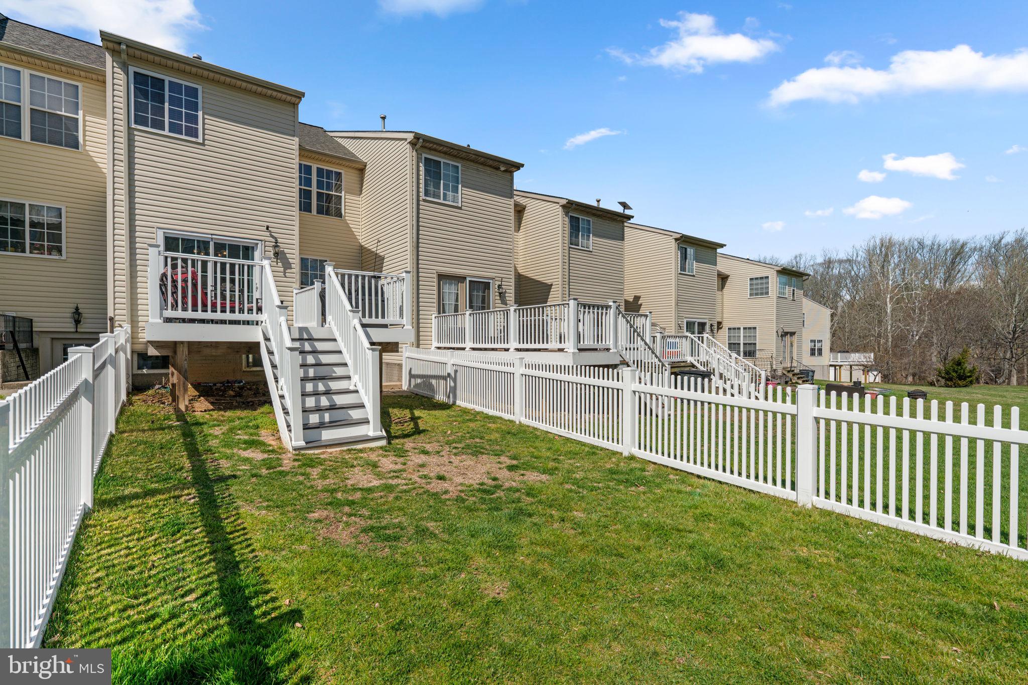 MONMOUTH MEADOWS - Residential