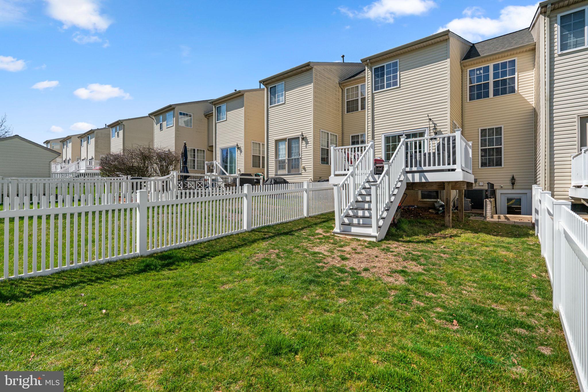 MONMOUTH MEADOWS - Residential