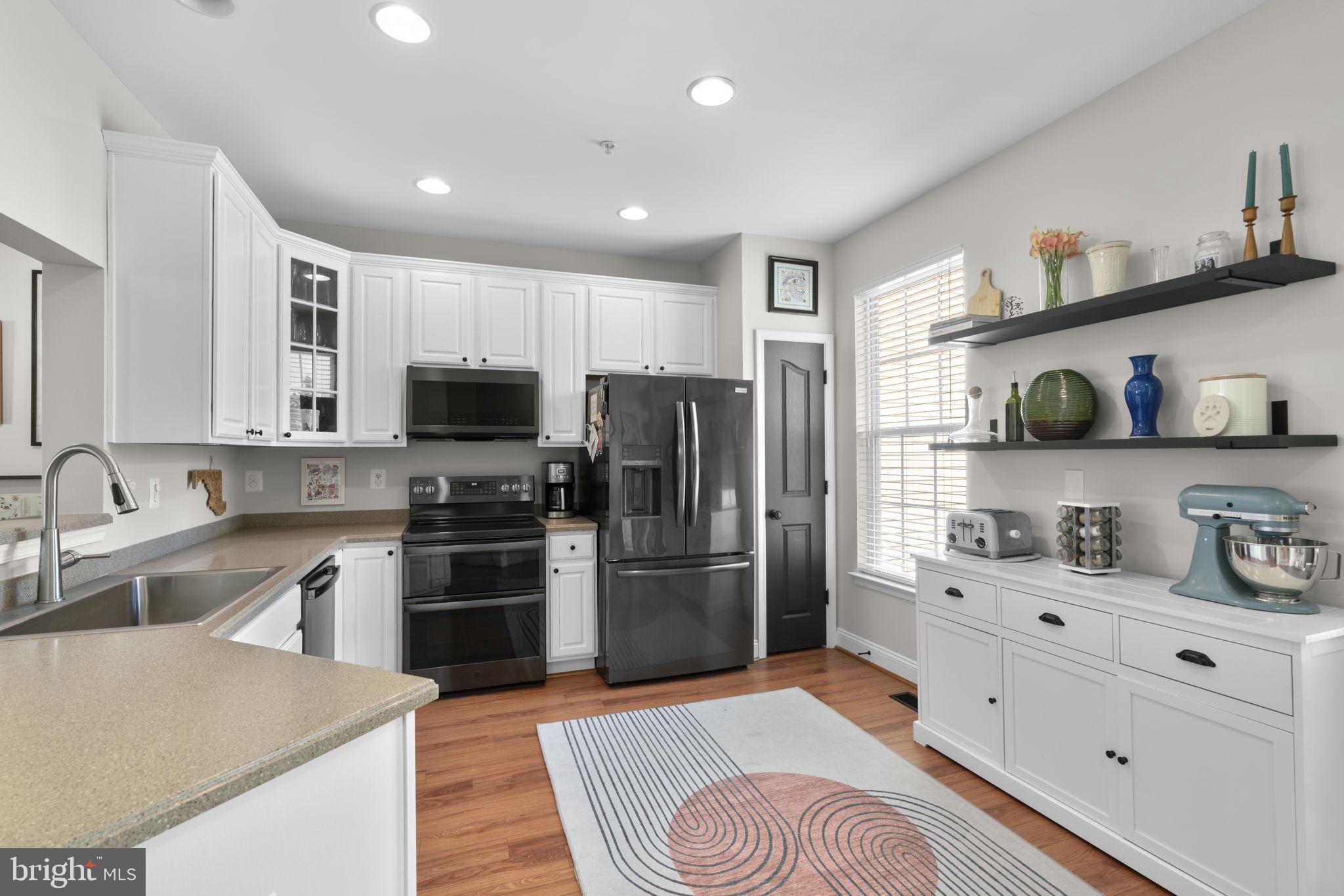 MONMOUTH MEADOWS - Residential