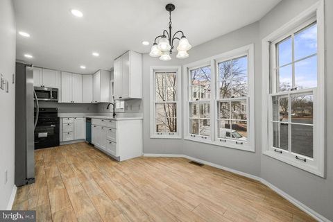 8504 SADDLE COURT MANASSAS VA 20110