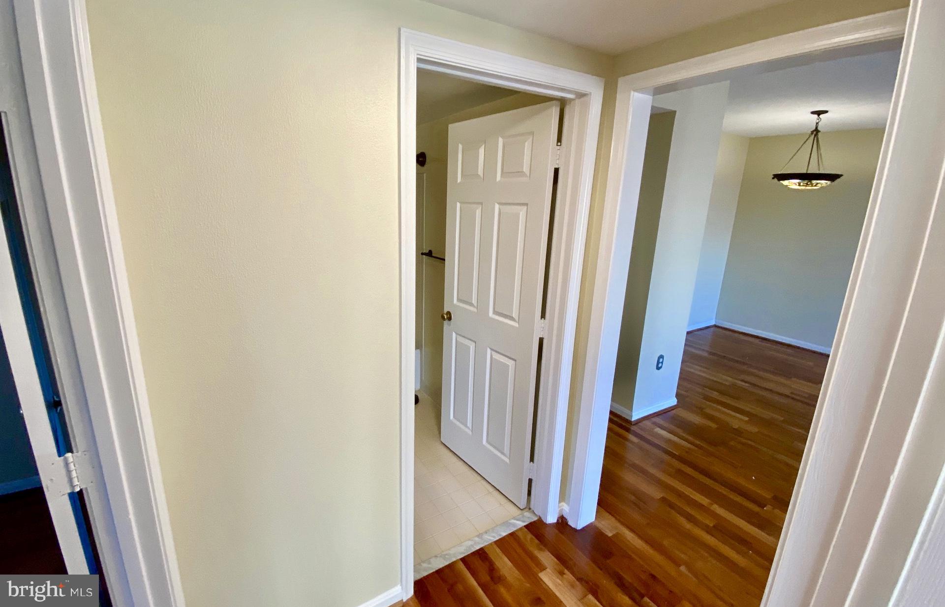 COLECROFT STATION - Residential Lease