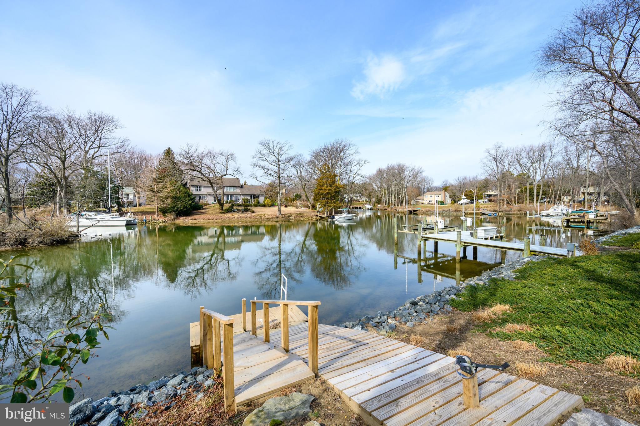 QUEEN ANNE ACRES - Residential