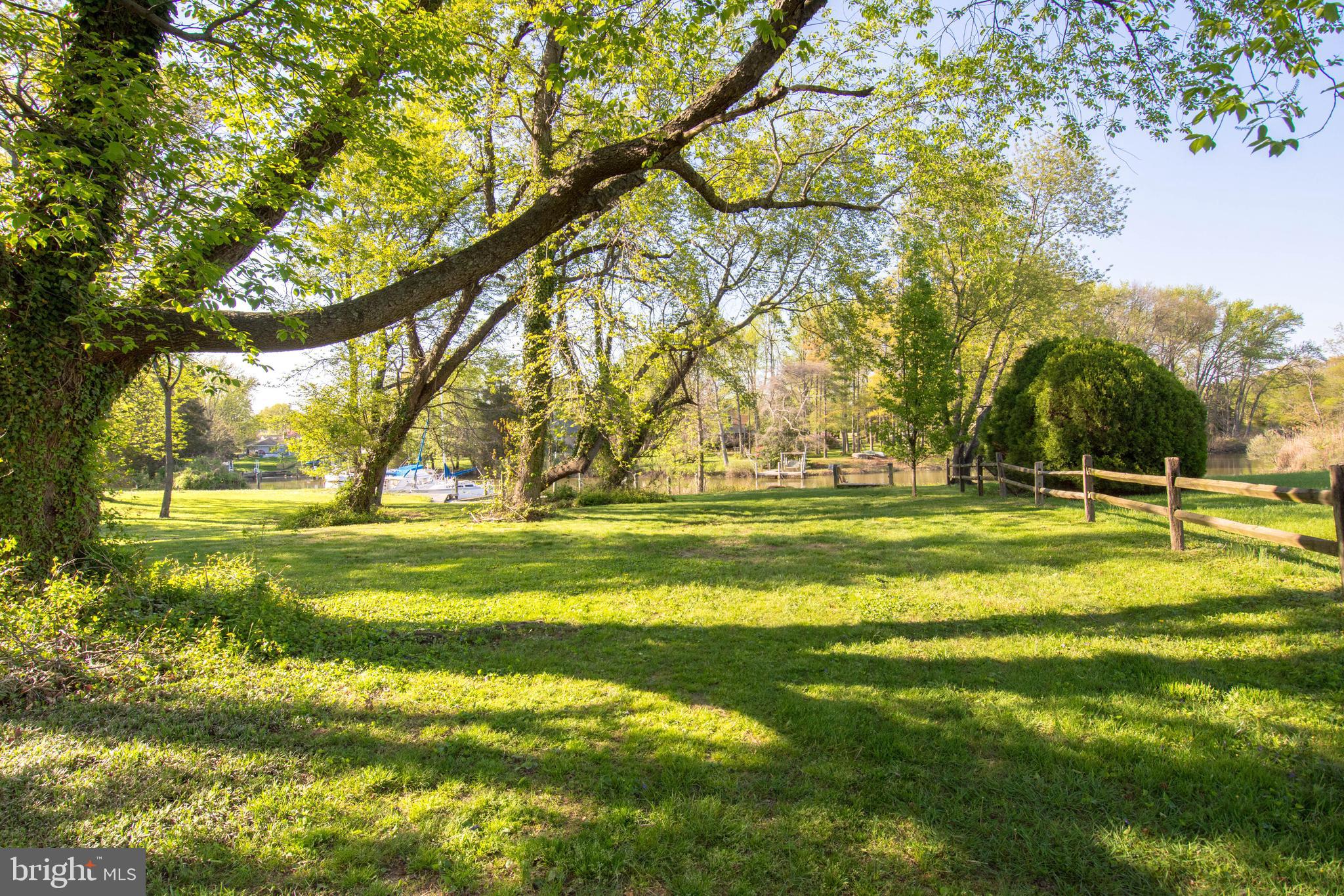 QUEEN ANNE ACRES - Residential